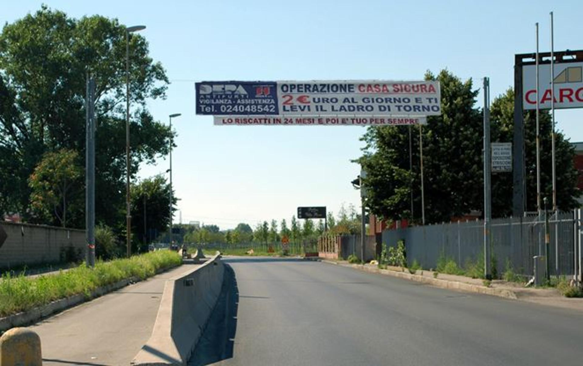 Impianto STRISCIONE a Rho, in zona Vulcano Milano