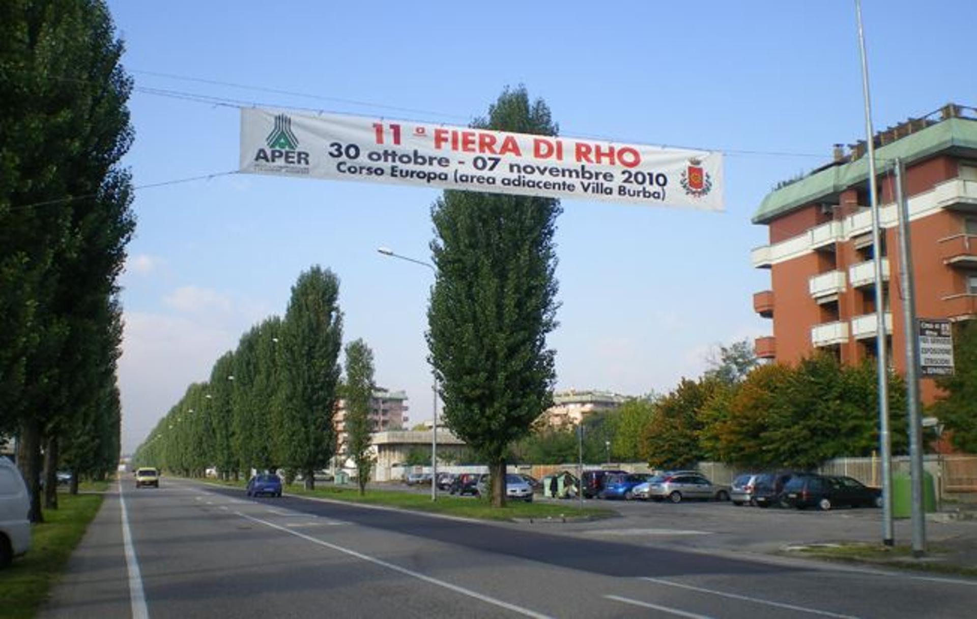 Impianto STRISCIONE a Rho, in zona Carrefour Market Mazzo di Rho