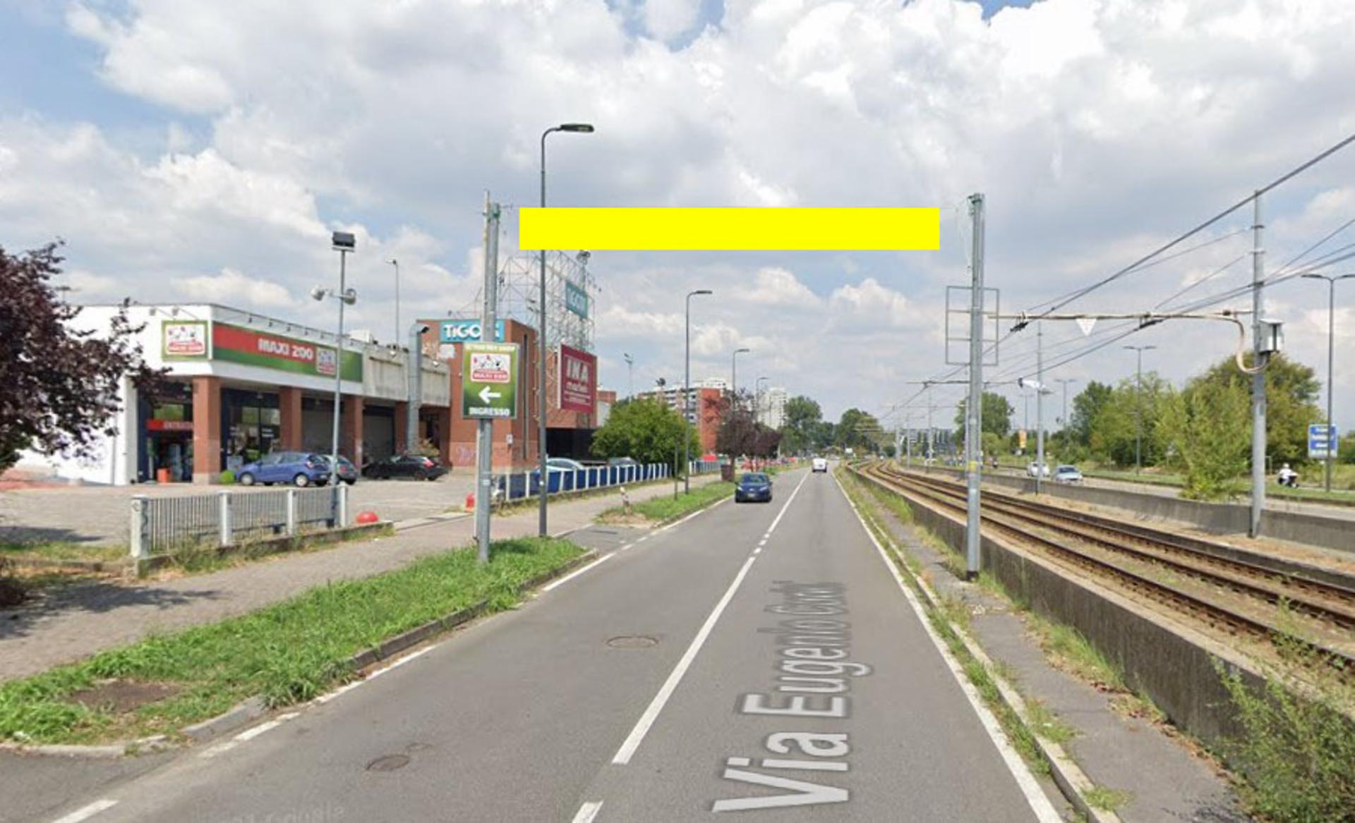 Impianto STRISCIONE a Rozzano, in zona Ina Market