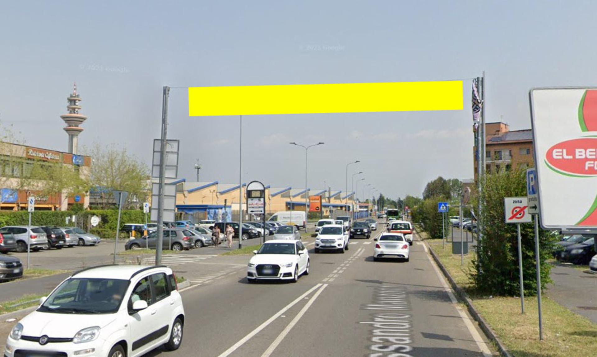 Impianto STRISCIONE a Rozzano, in zona Taku SUSHI