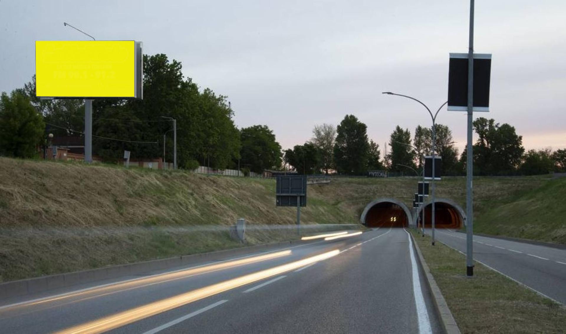 Impianto 6 X 3 a Bologna, in zona S.Viola