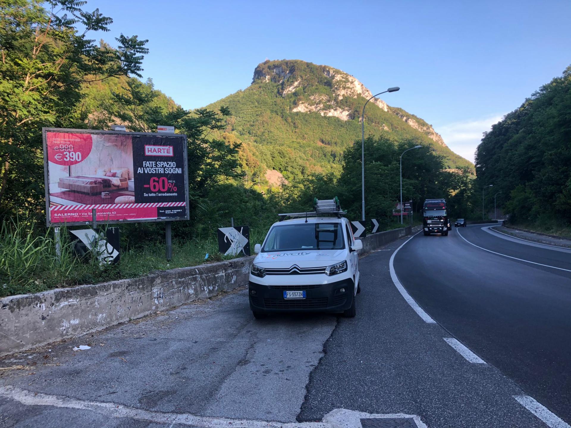 Impianto POSTER a Vietri sul Mare, in zona Due Su Due Cafè
