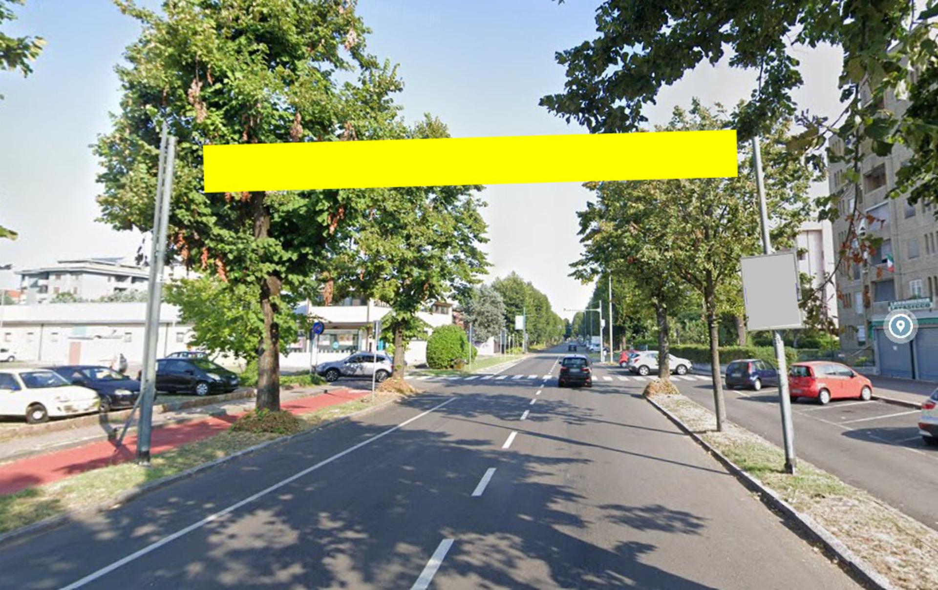 Impianto STRISCIONE a Buccinasco, in zona Penny