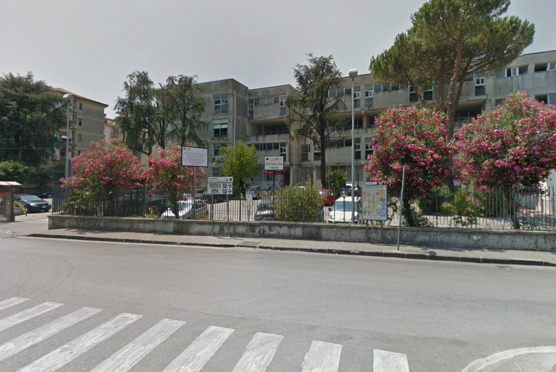Impianto a VIALE MARCONI ALT. RAGIONERIA  Cava de' Tirreni