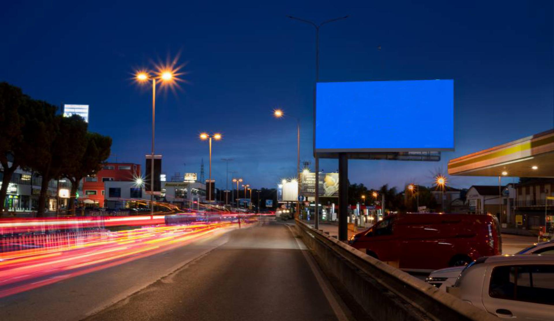 Impianto display / led a Civitanova Marche