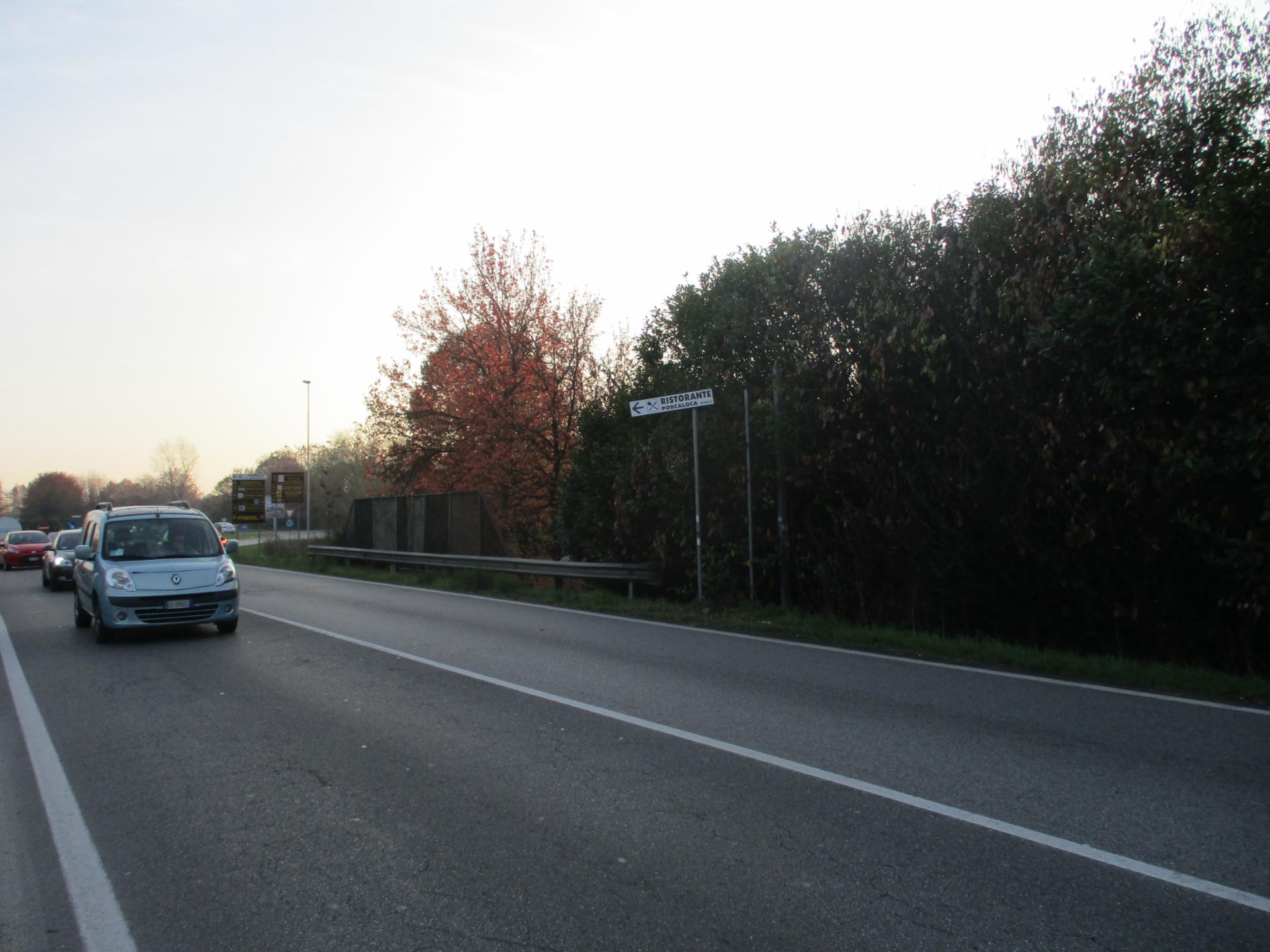 Impianto FRECCE / PREINSEGNE a Cernusco sul Naviglio, in zona Bar Giraffa - Mensa
