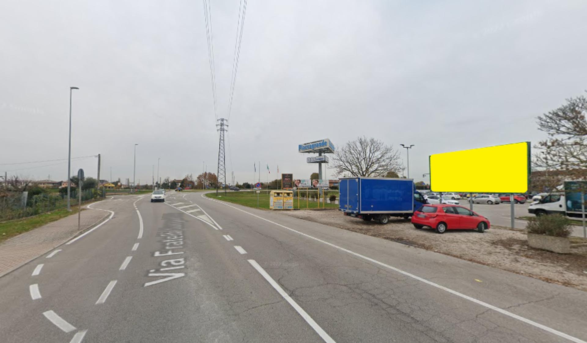 Impianto 6 X 3 a Piove di Sacco, in zona Piazza Grande