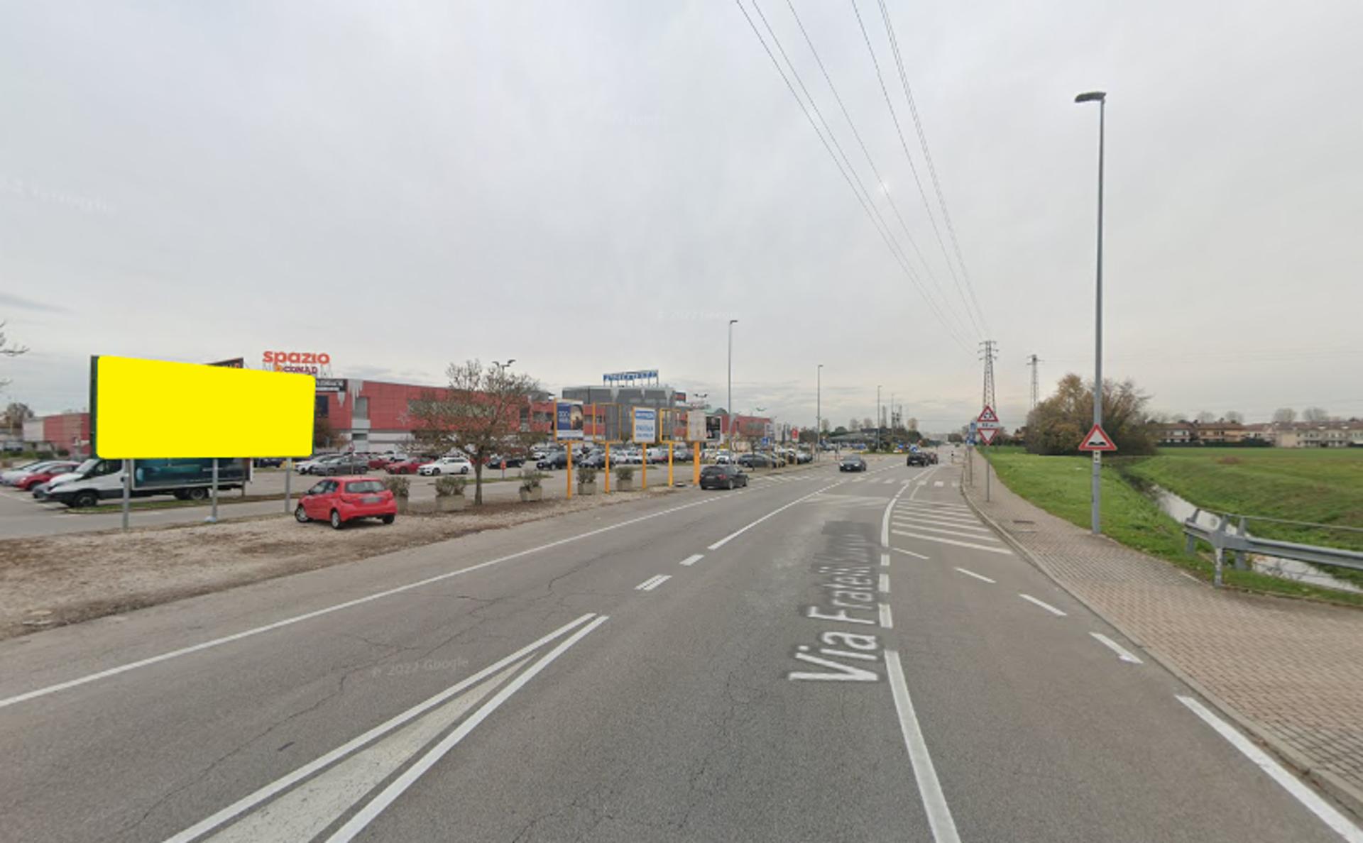 Impianto 6 X 3 a Piove di Sacco, in zona Piazza Grande