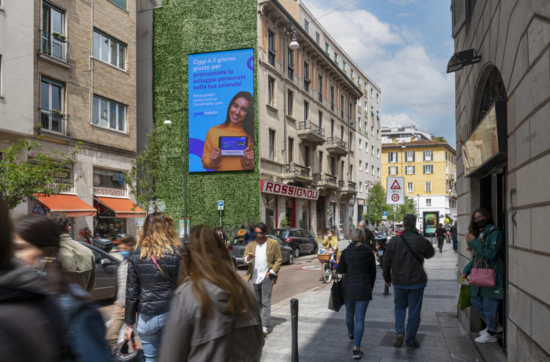 Impianto MAXI LED a Milano, in zona Basilica di San Simpliciano