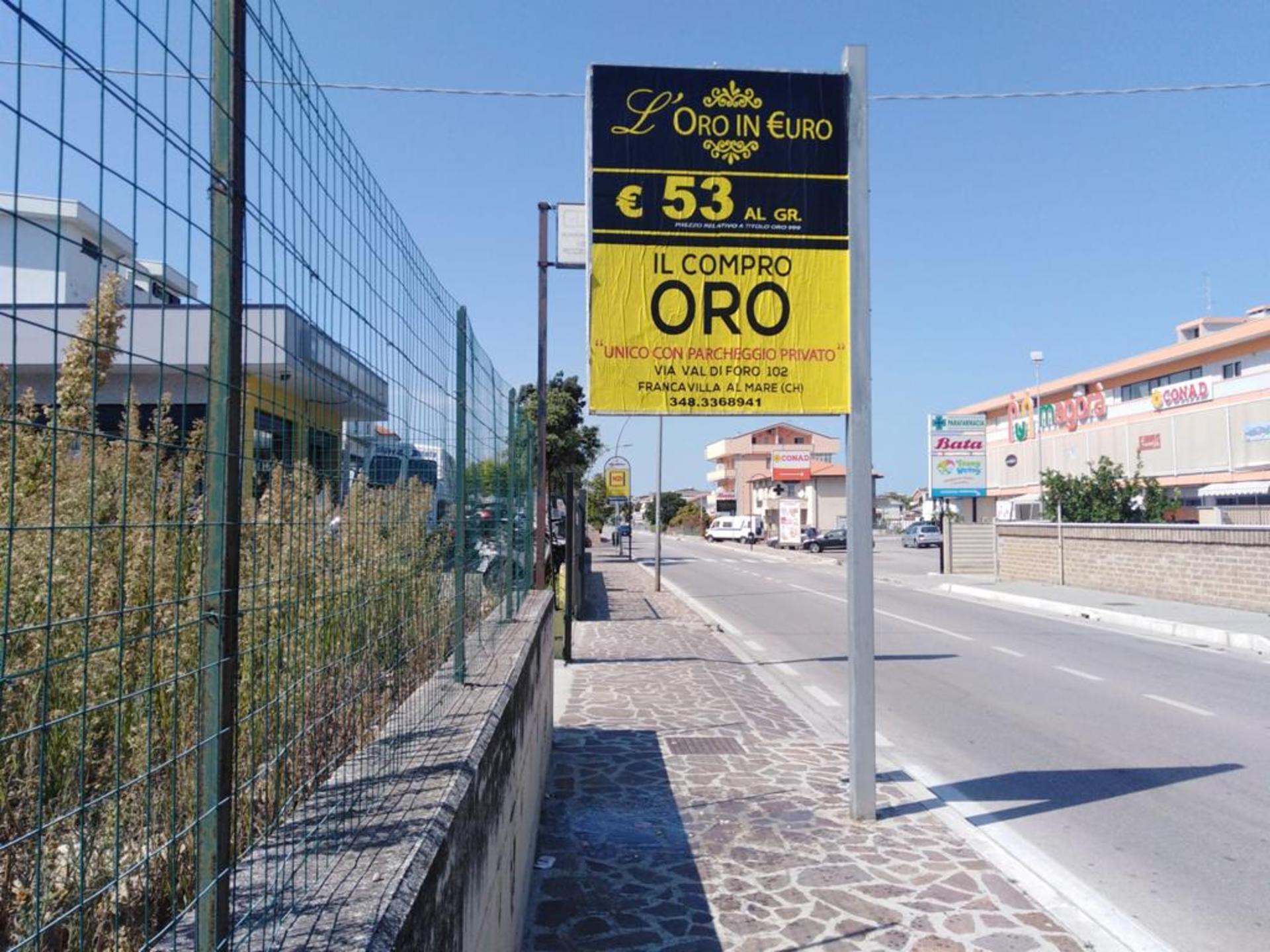 Impianto CARTELLONISTICA a Francavilla al Mare, in zona I Contini
