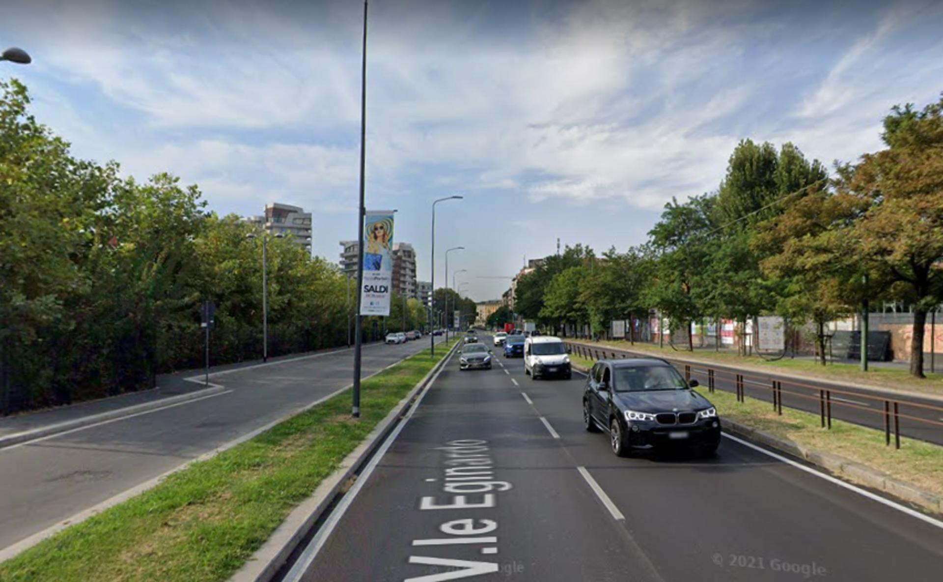 Impianto VERTICAL BANNER a Milano, in zona GUD Milano CityLife