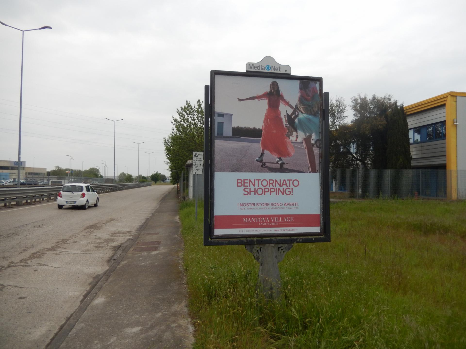 Impianto STENDARDO a Mantova, in zona Mantova Residence