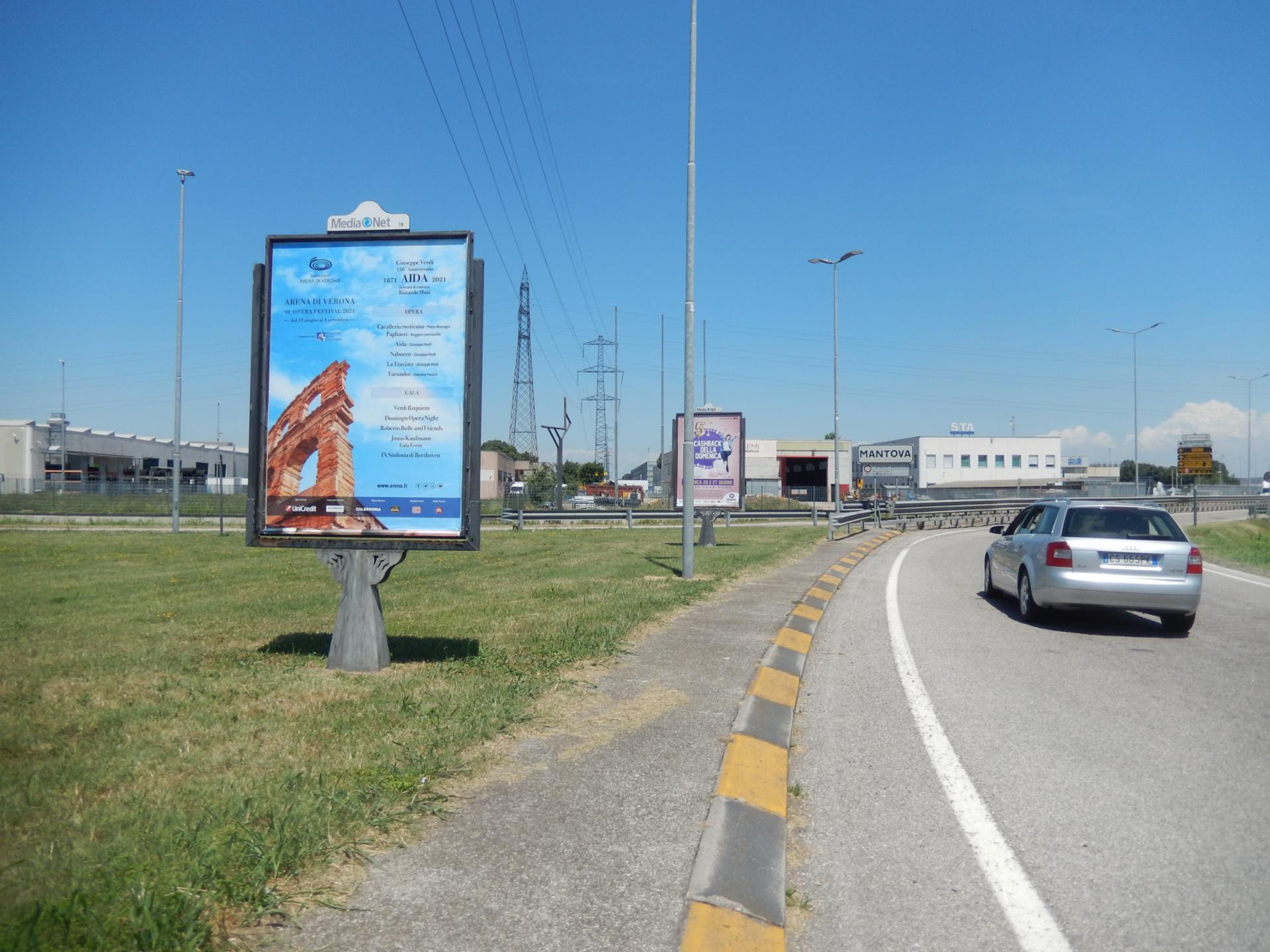 Impianto STENDARDO a Mantova, in zona Mantova Residence