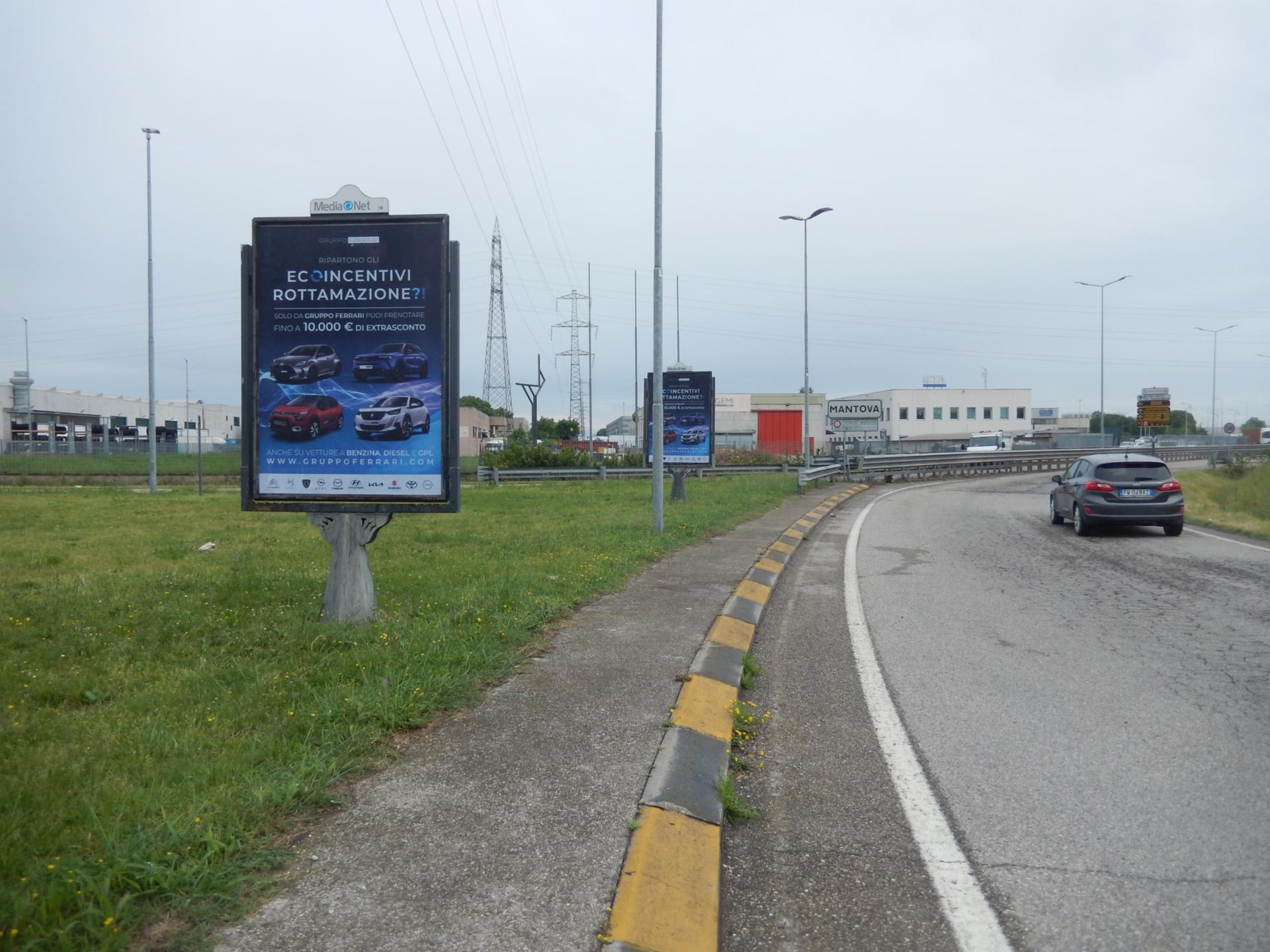 Impianto STENDARDO a Mantova, in zona Mantova Residence
