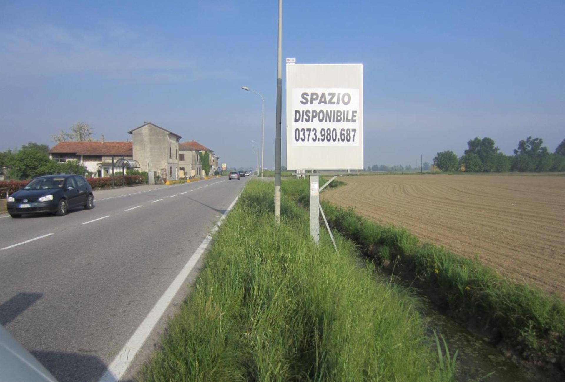 Impianto CARTELLONISTICA a Cingia de' Botti, in zona Vidiceto, Via Giuseppina, Canovetta