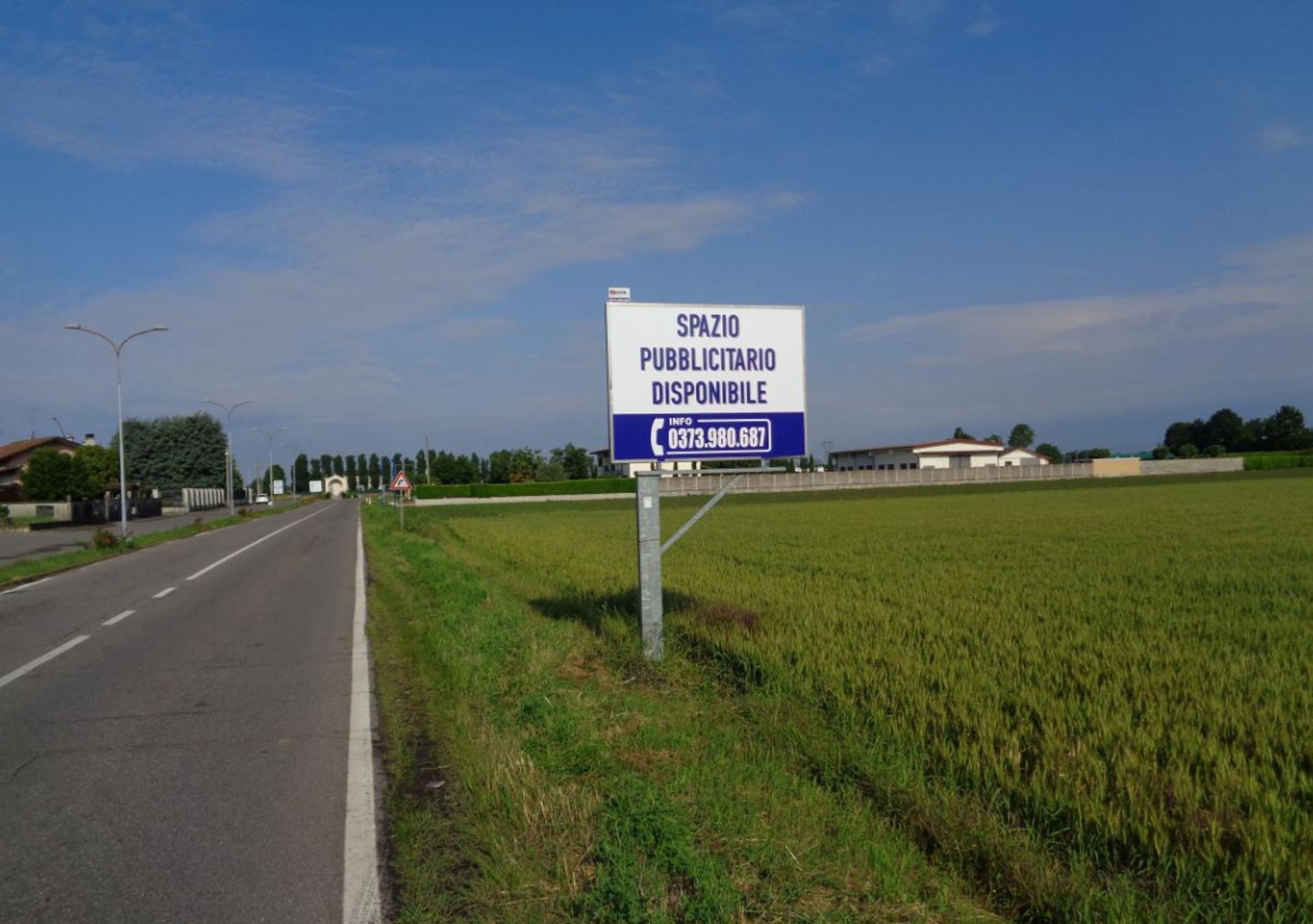 Impianto CARTELLONISTICA a Castrezzato, in zona Castrezzato campo sportivo