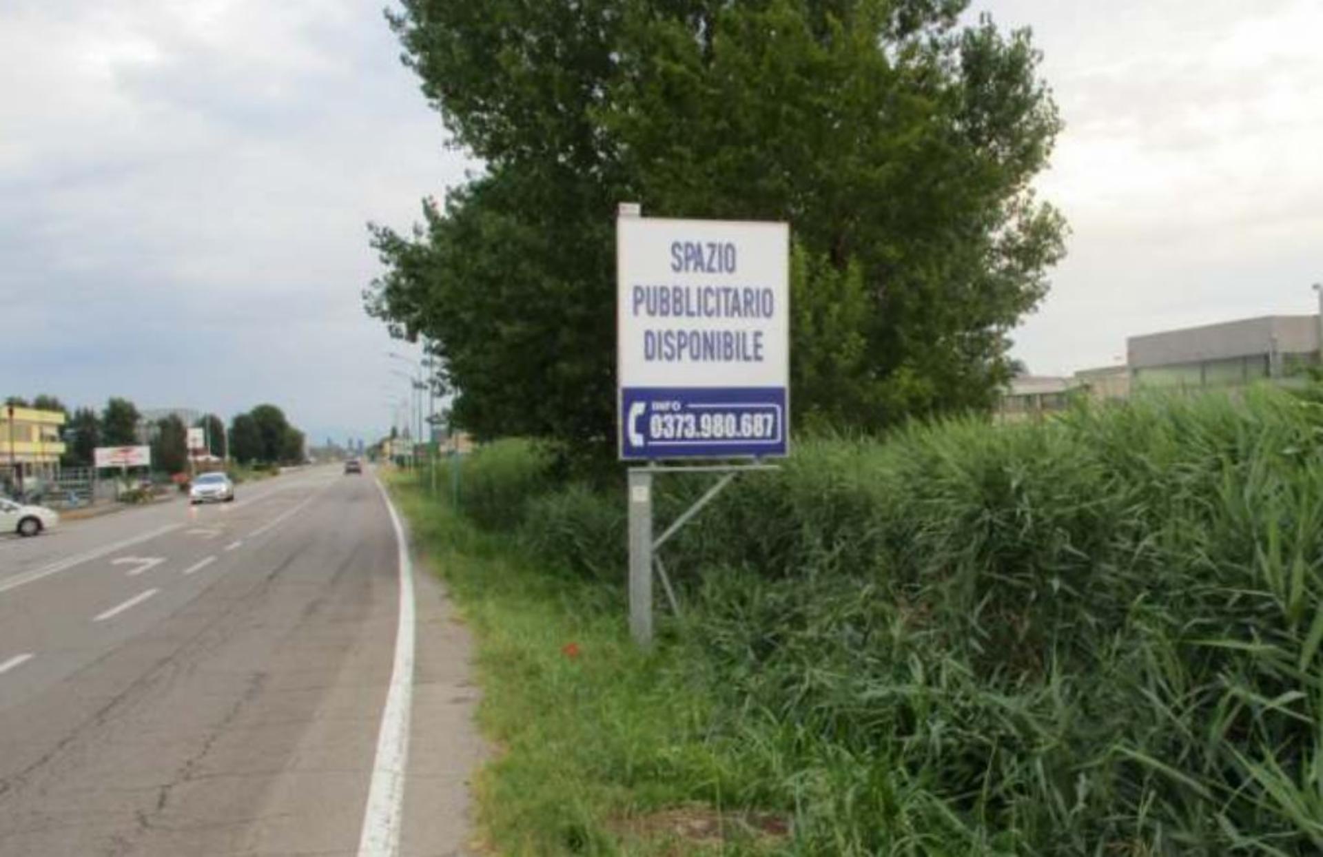 Impianto CARTELLONISTICA a Porto Mantovano, in zona Gobetti (2)