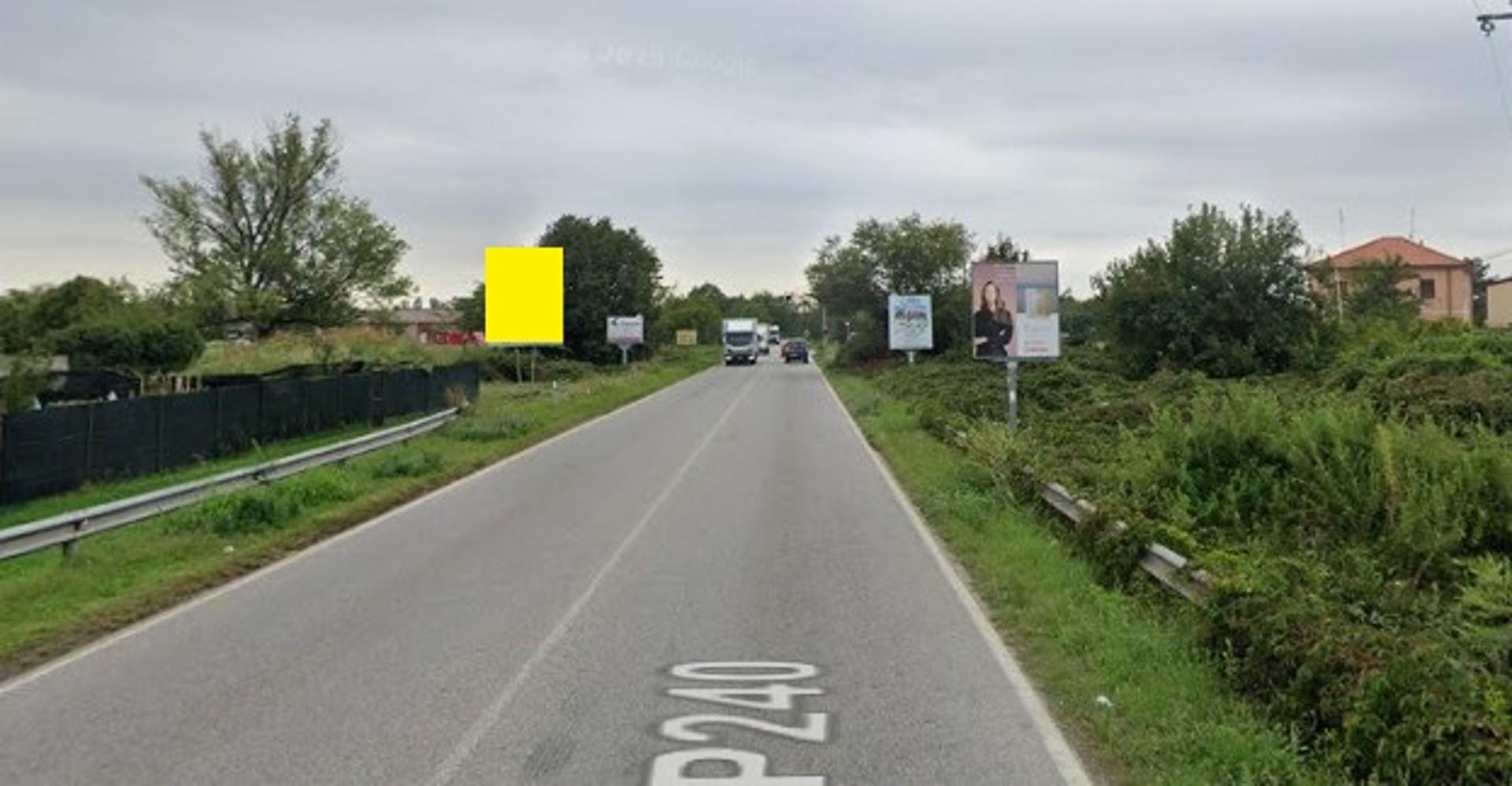Impianto CARTELLONISTICA a Sedriano, in zona Centro Sportivo Sandro Pertini