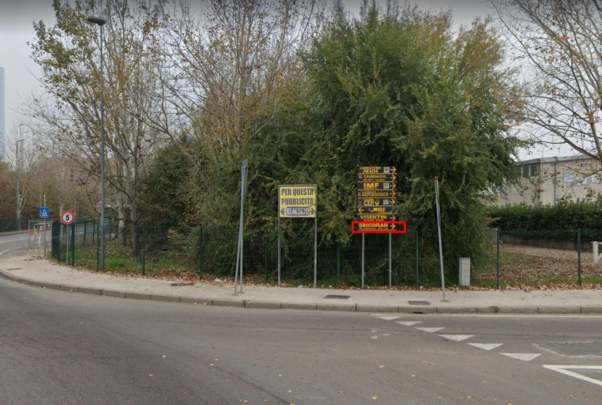 Impianto FRECCE / PREINSEGNE a Milano, in zona Cimitero di Pero