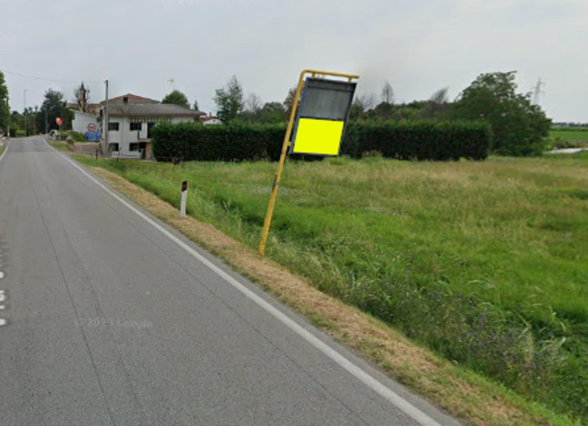 Impianto a PROVINCIALE CHIESA CON VIA CIMITERO 3 Km 30+400SX  AGNA CIMITERO  Agna