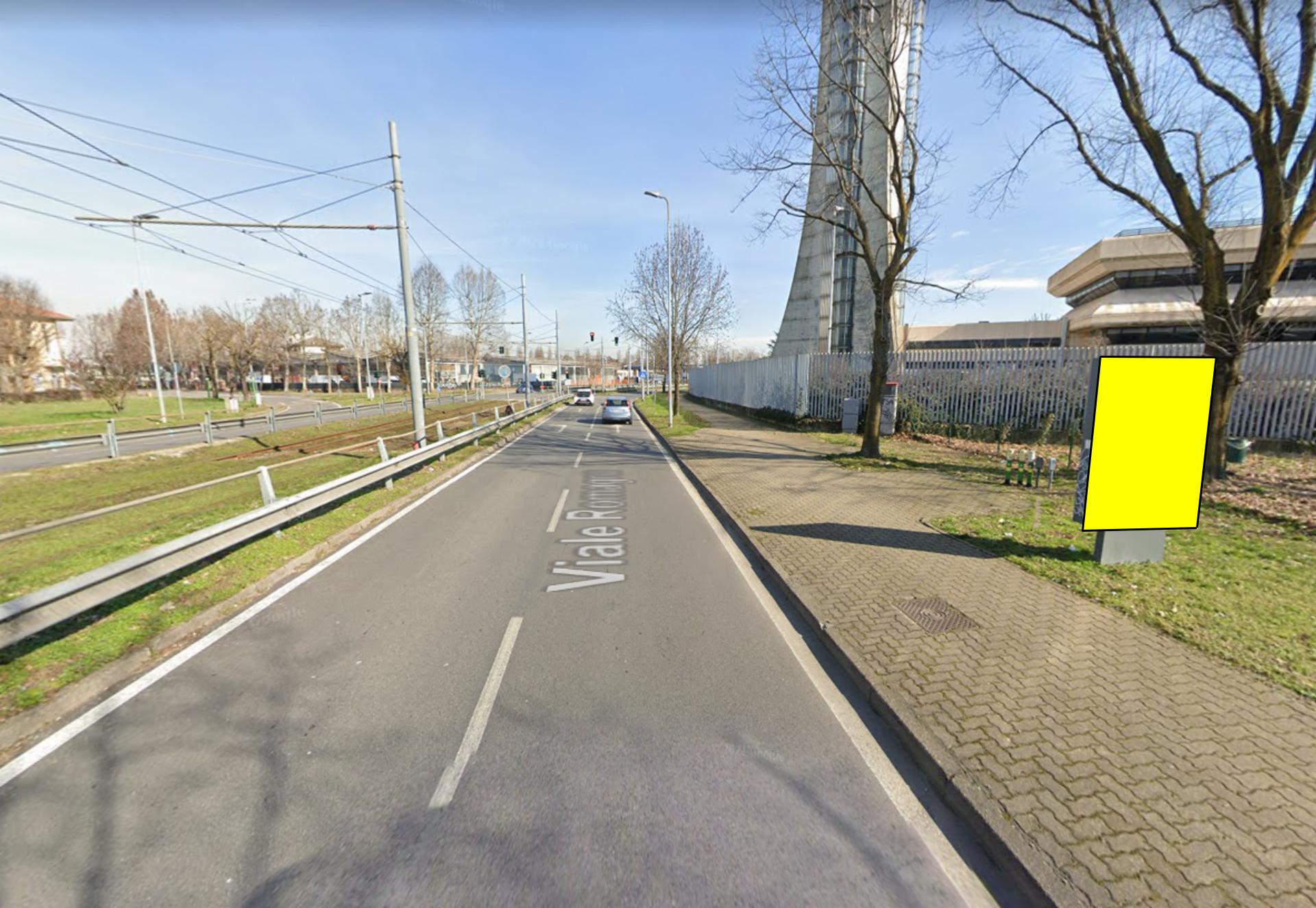 Impianto TOTEM a Rozzano, in zona Fit Express