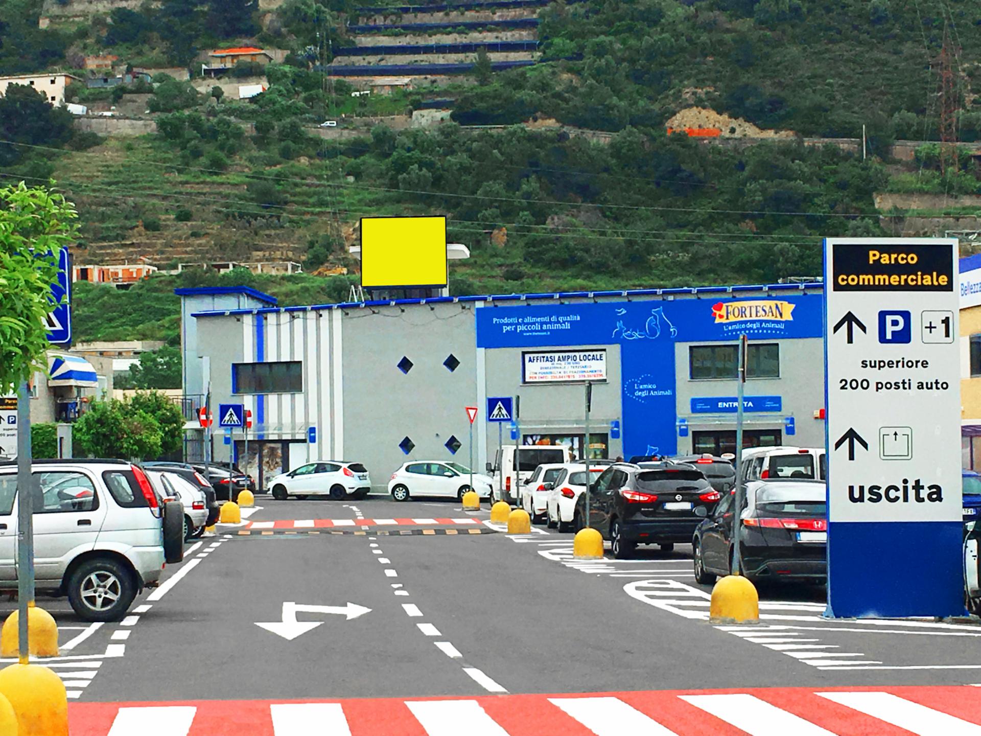 Impianto a VIA DONEGHE  PARCO COMMERCIALE  Taggia