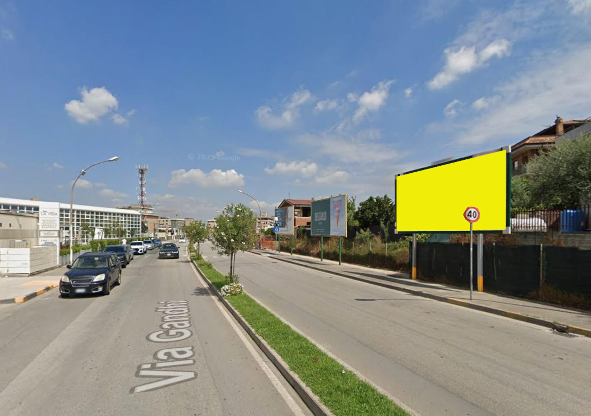 Impianto a Via Ghandi dx per il centro di fr. Distributore carburanti  Pomigliano d'Arco