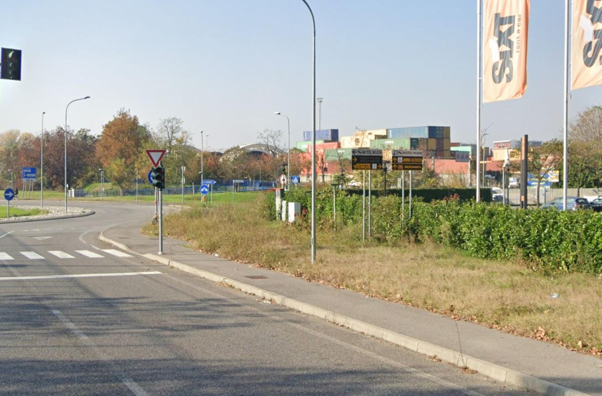 Impianto FRECCE / PREINSEGNE a Segrate, in zona Il Verde