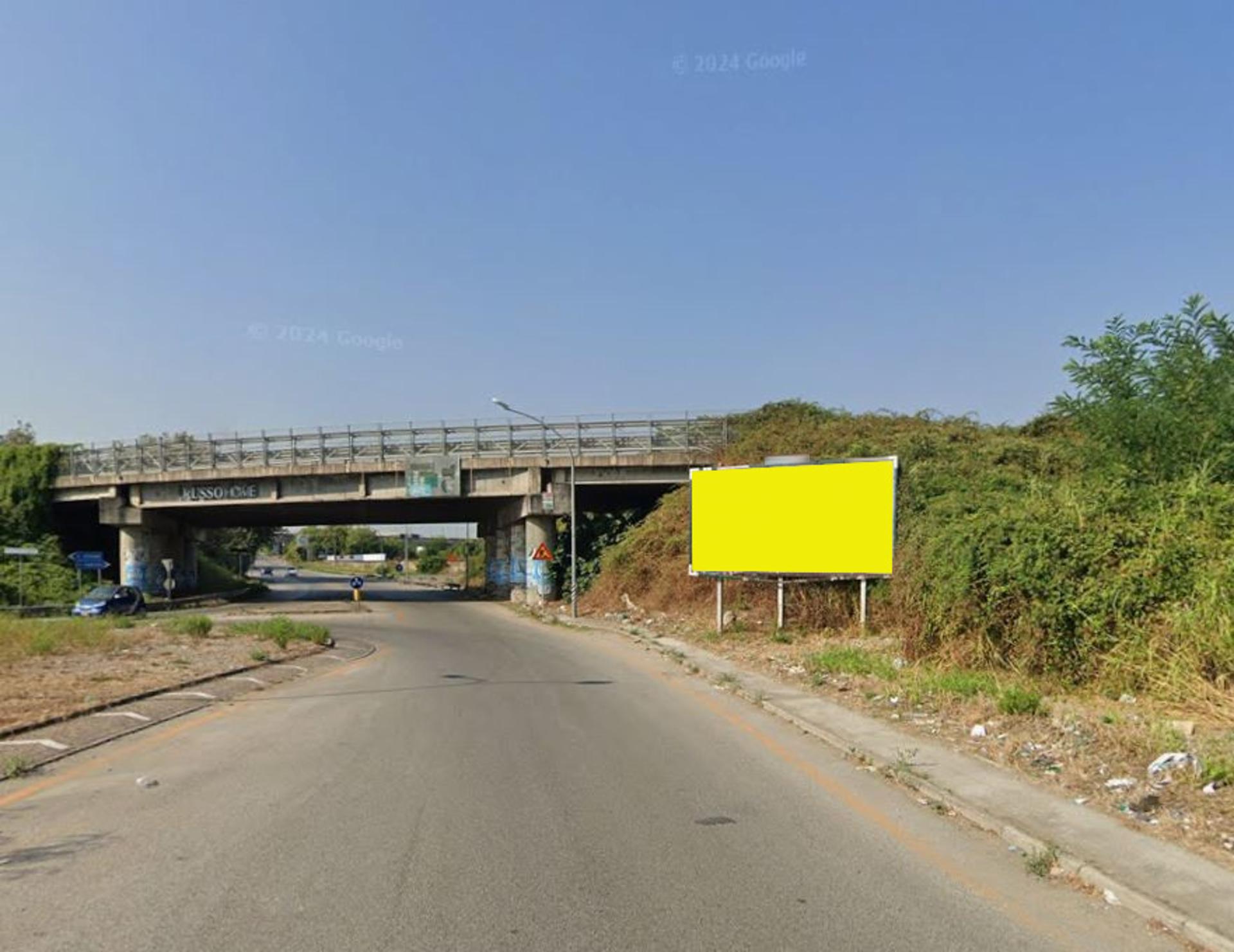 Impianto a Via Naz. Delle Puglie avanti ponte superstrada  Castello di Cisterna