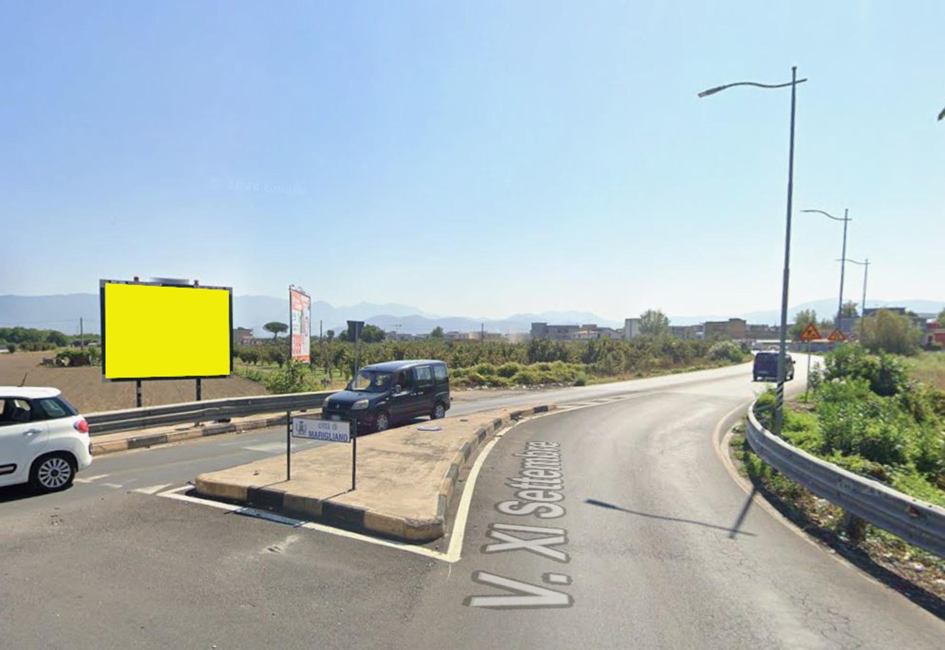 Impianto POSTER a Marigliano, in zona Pazzi per l'intimo