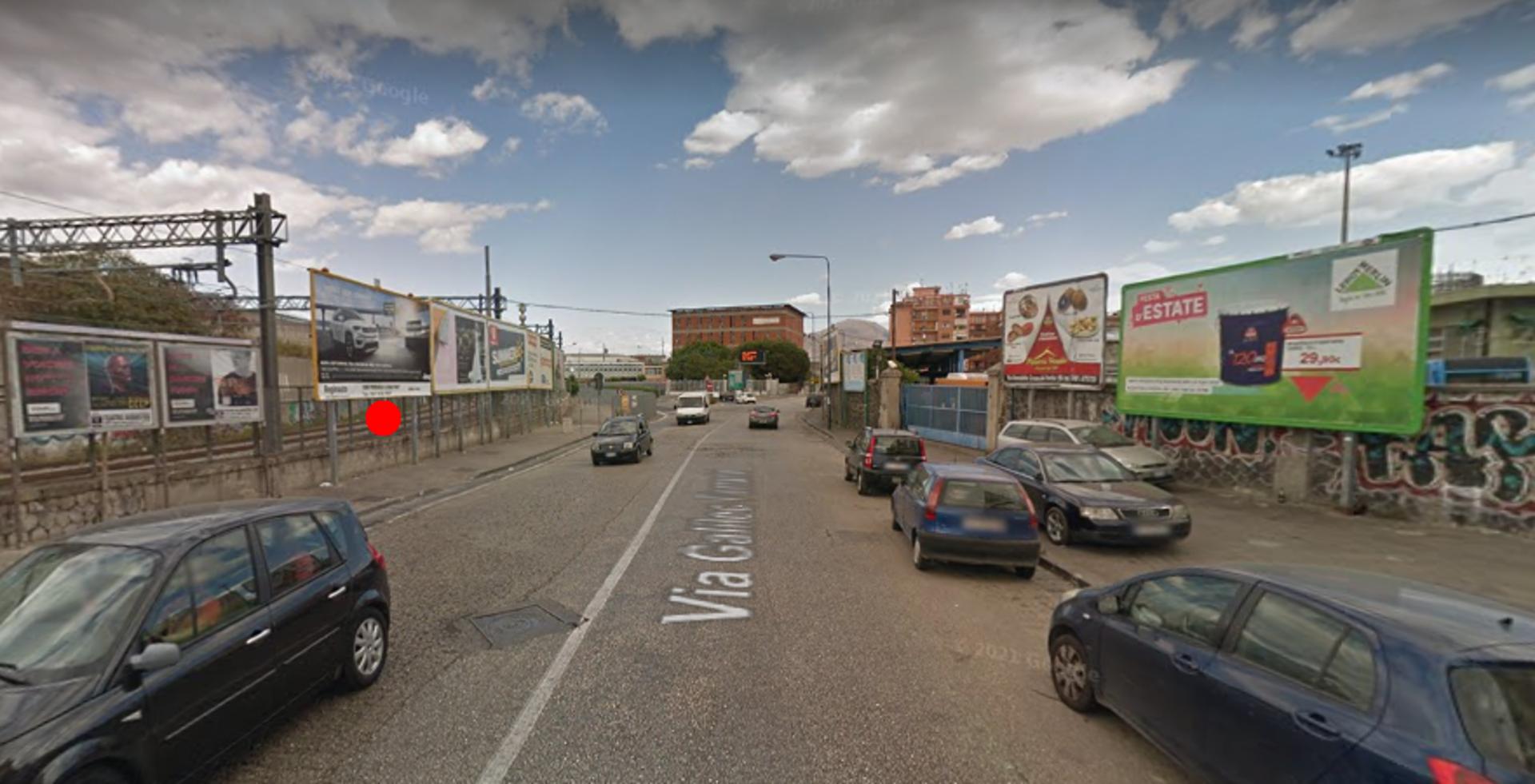 Impianto 6 X 3 a Napoli, in zona Mix Markt