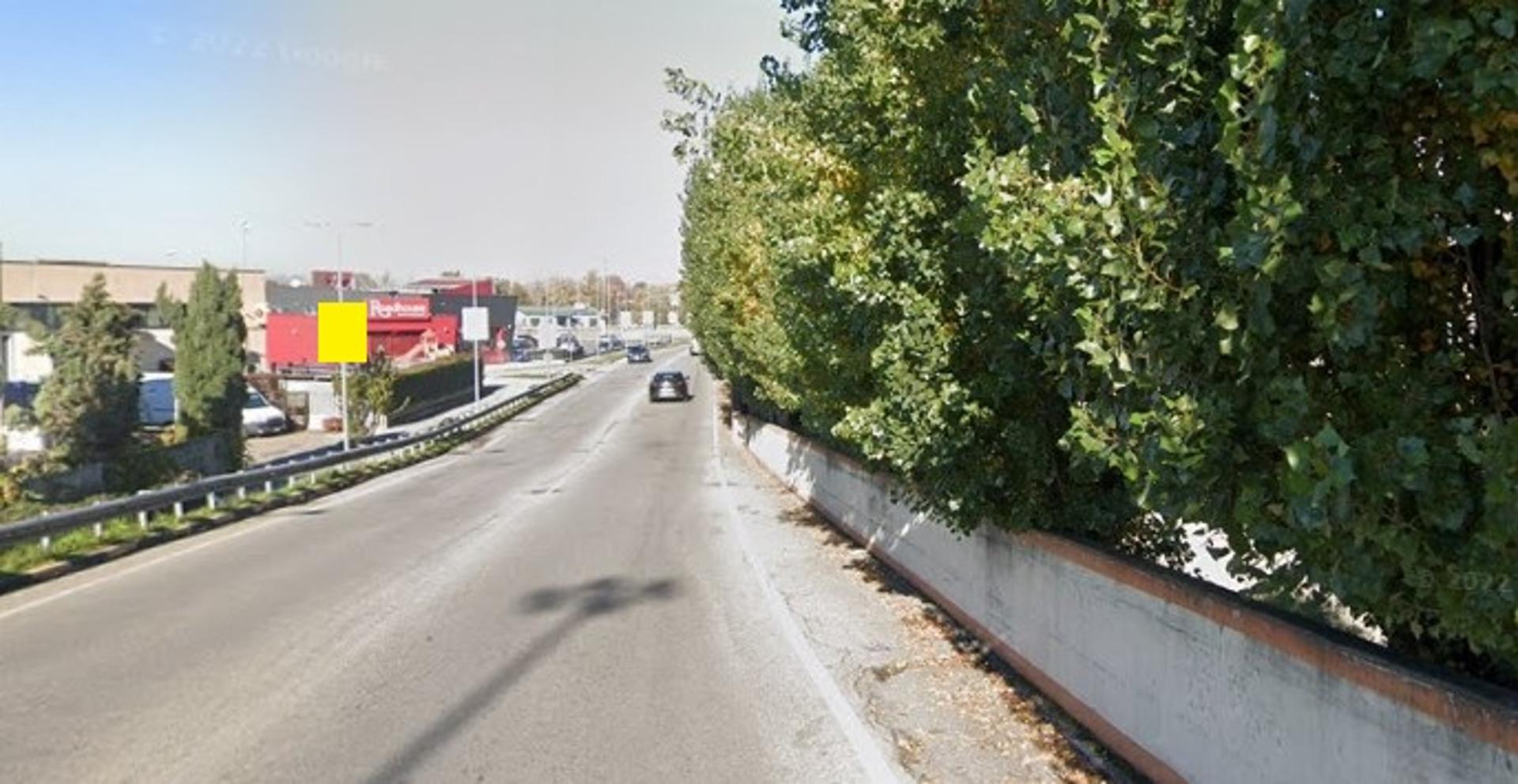 Impianto TARGA PALO a Bellinzago Lombardo, in zona Unieuro