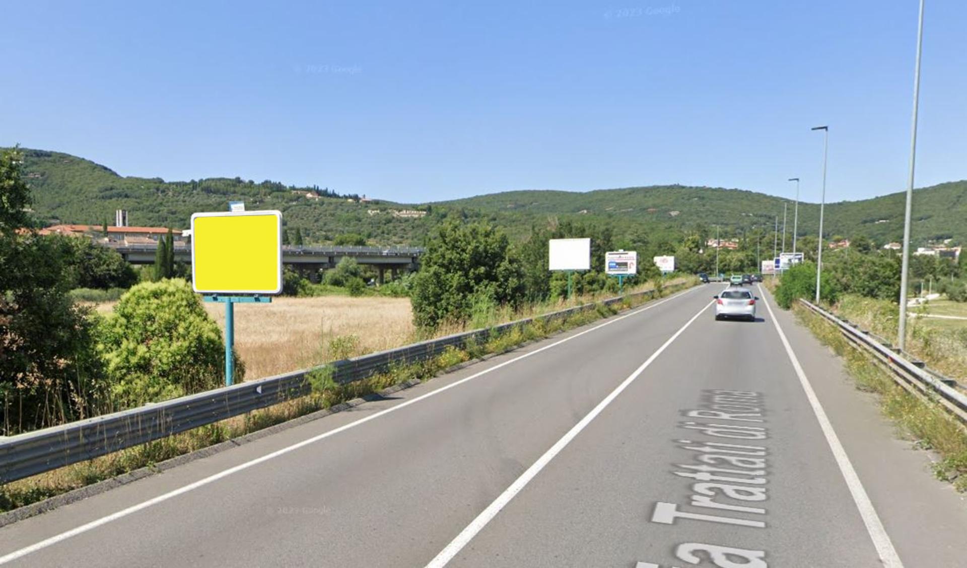 Impianto CARTELLONISTICA a Perugia, in zona Decathlon