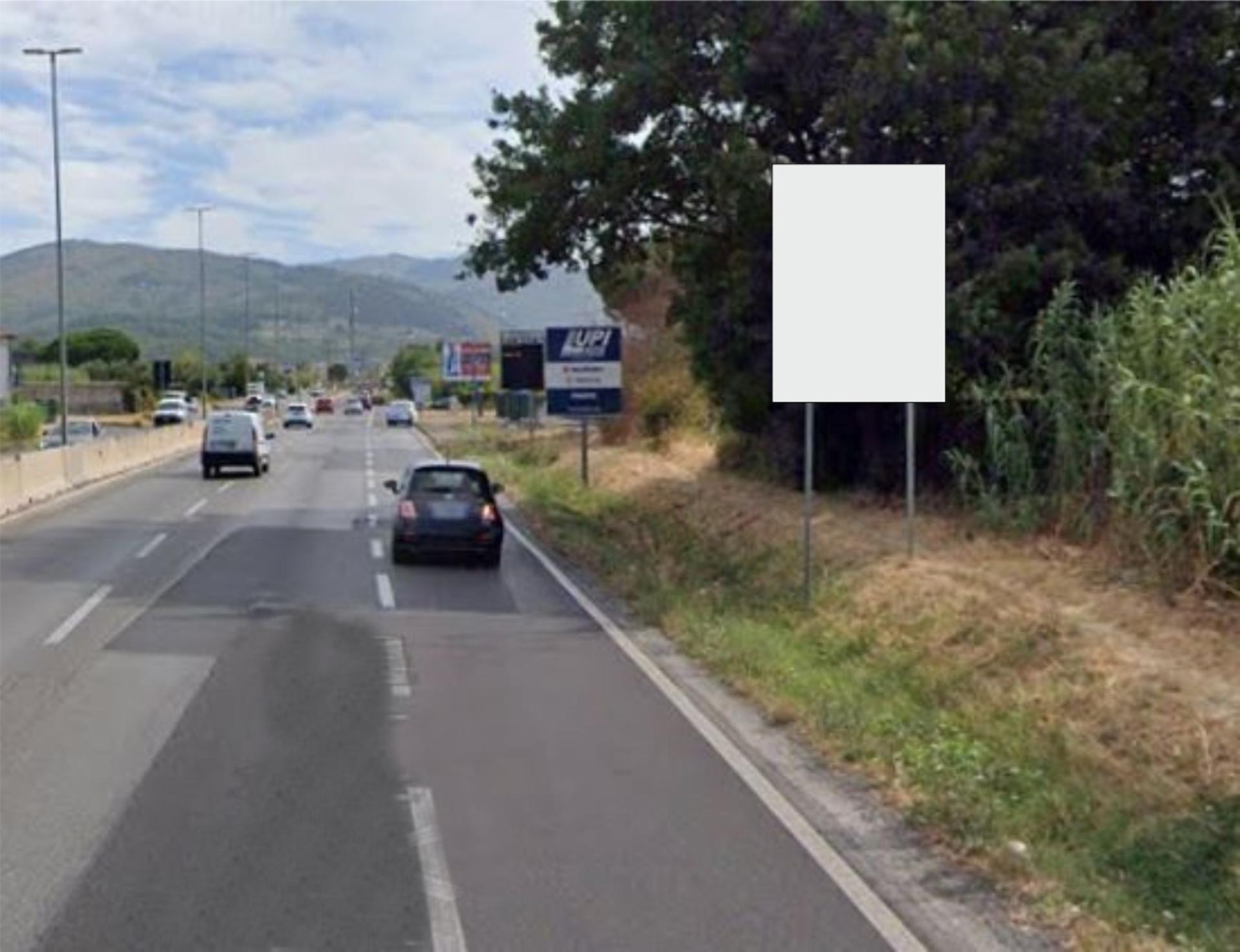 Impianto CARTELLONISTICA a Prato, in zona Shangri-la