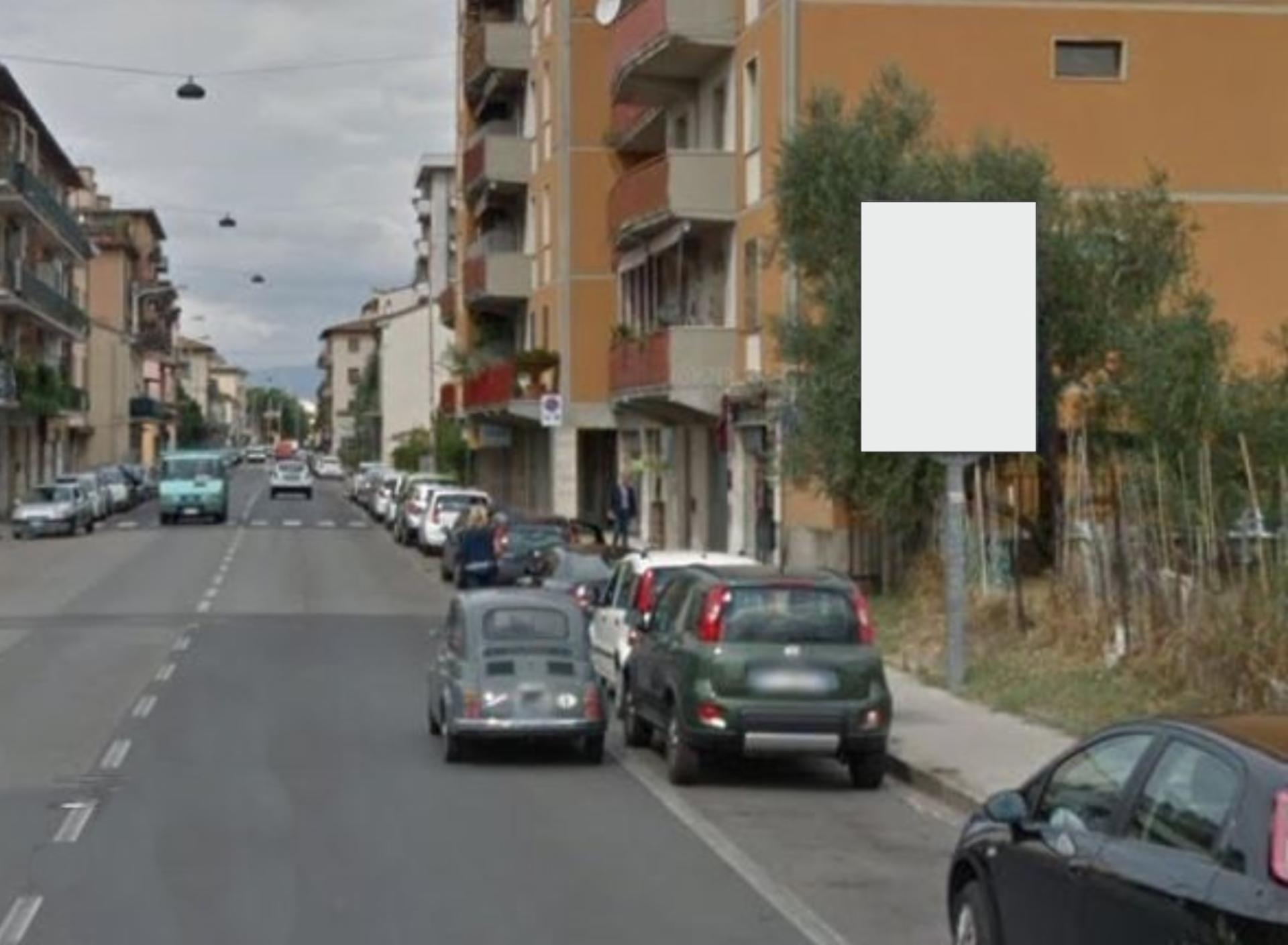 Impianto CARTELLONISTICA a Prato, in zona Fox Inn
