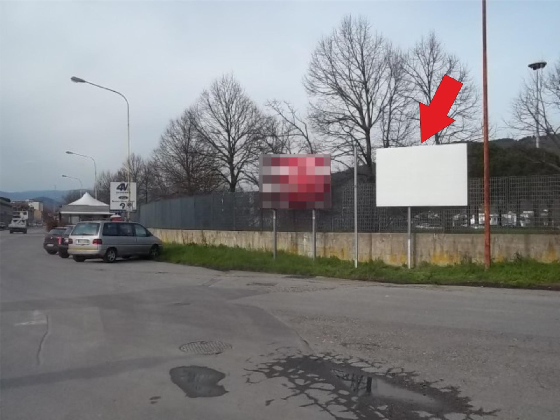 Impianto CARTELLONISTICA a Prato, in zona San Pietro