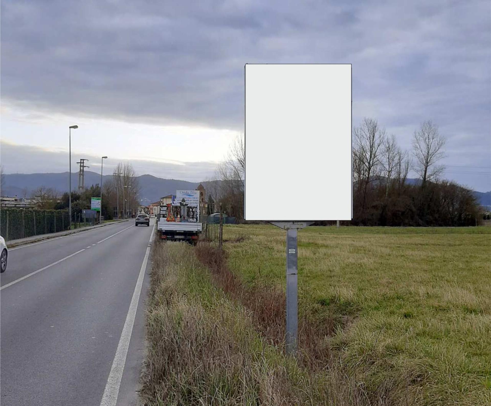 Impianto CARTELLONISTICA a Quarrata, in zona Chiesa di San Michele Arcangelo a Vignole