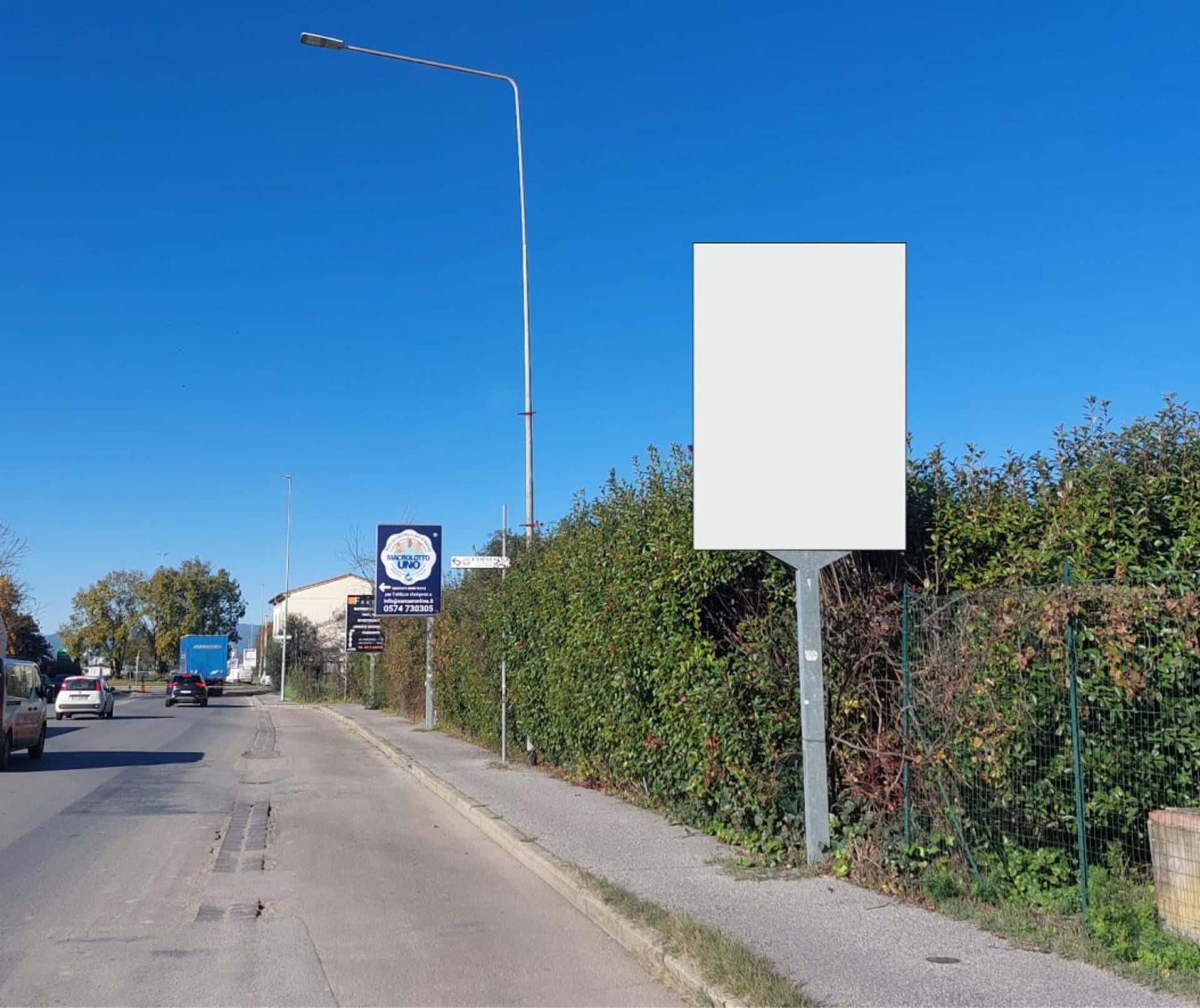 Impianto CARTELLONISTICA a Prato, in zona Eni