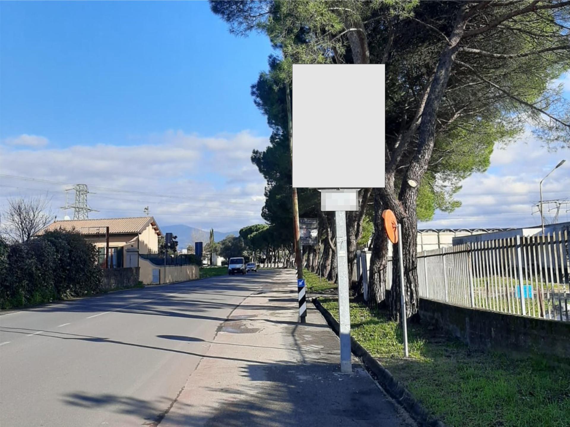 Impianto CARTELLONISTICA a Signa, in zona Dei Colli Amendola