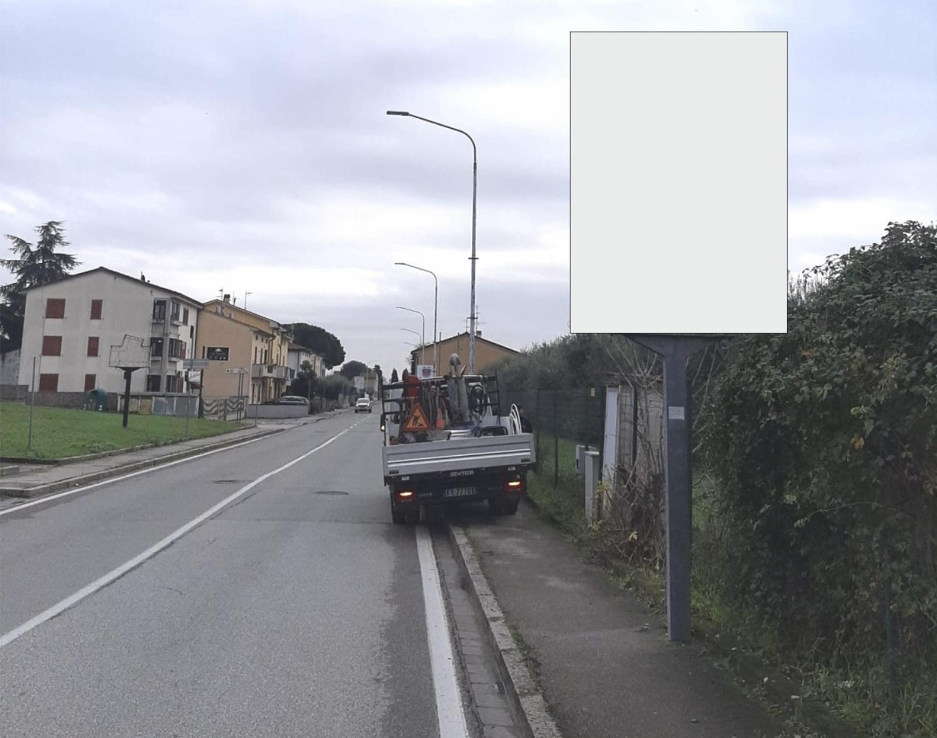 Impianto CARTELLONISTICA a Prato, in zona Ristorante pizzeria le Arcate