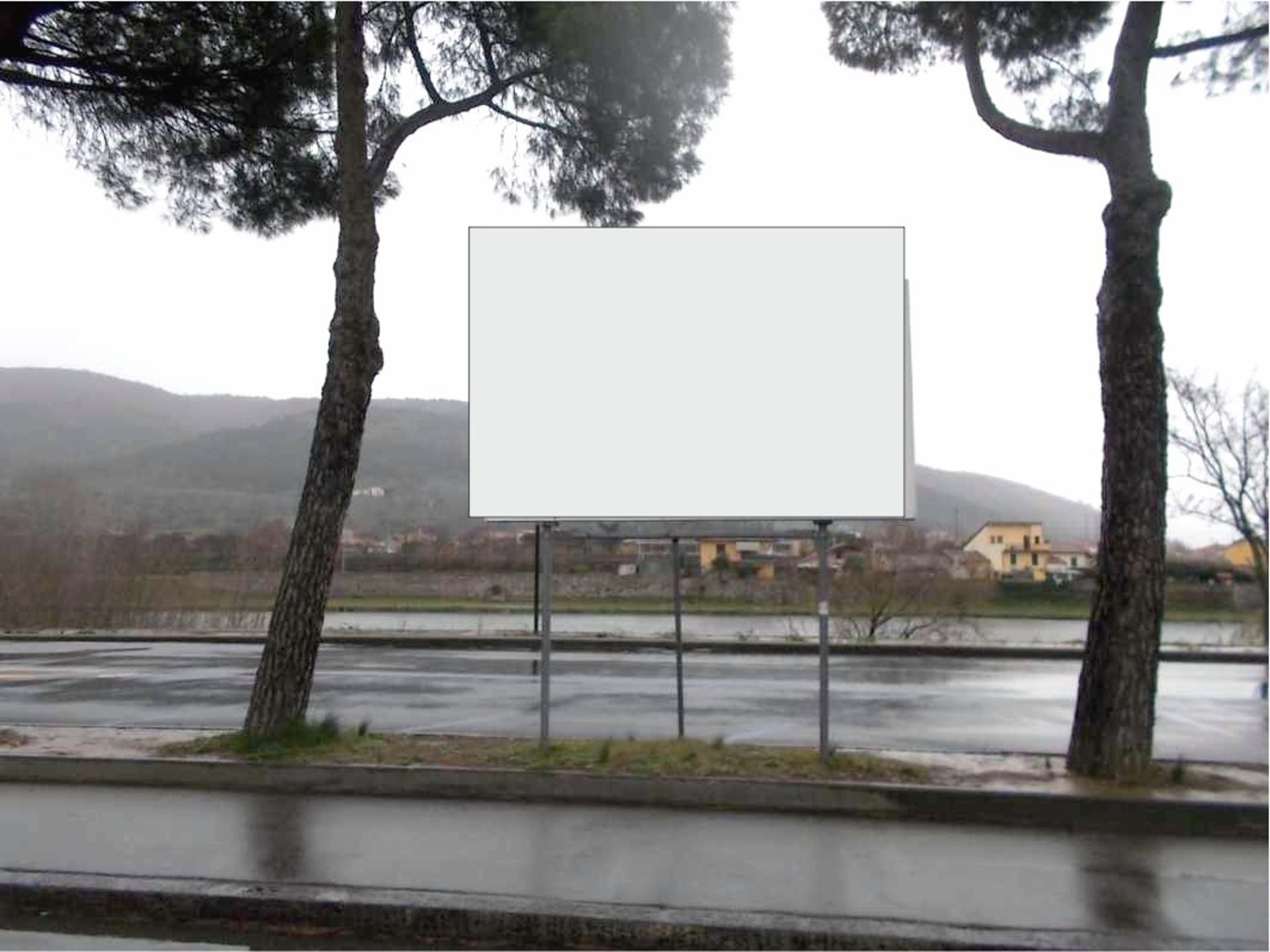 Impianto CARTELLONISTICA a Prato, in zona Don Chisciotte