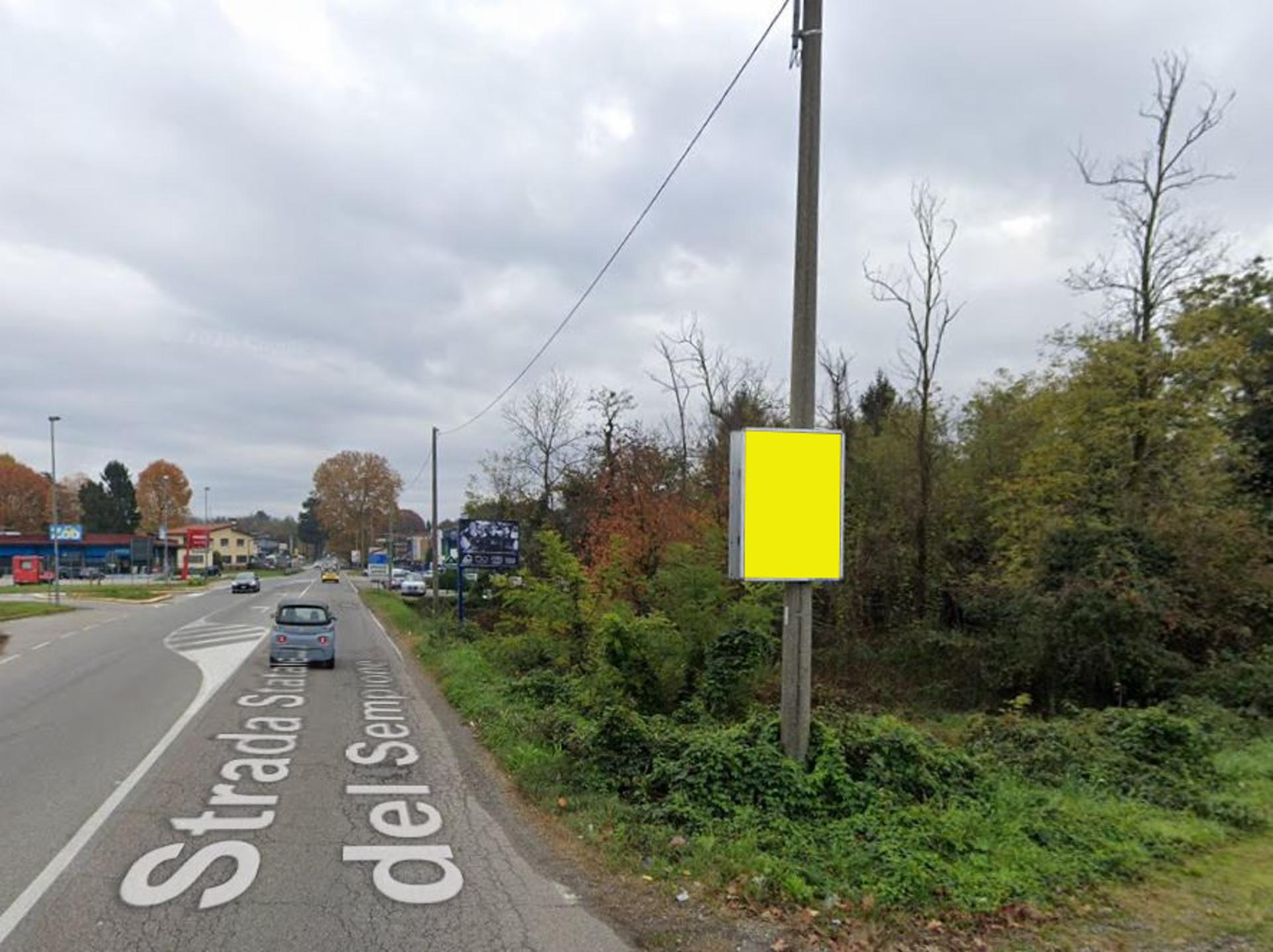 Impianto POLE MEDIA a Somma Lombardo, in zona Marsiglio Arredamenti