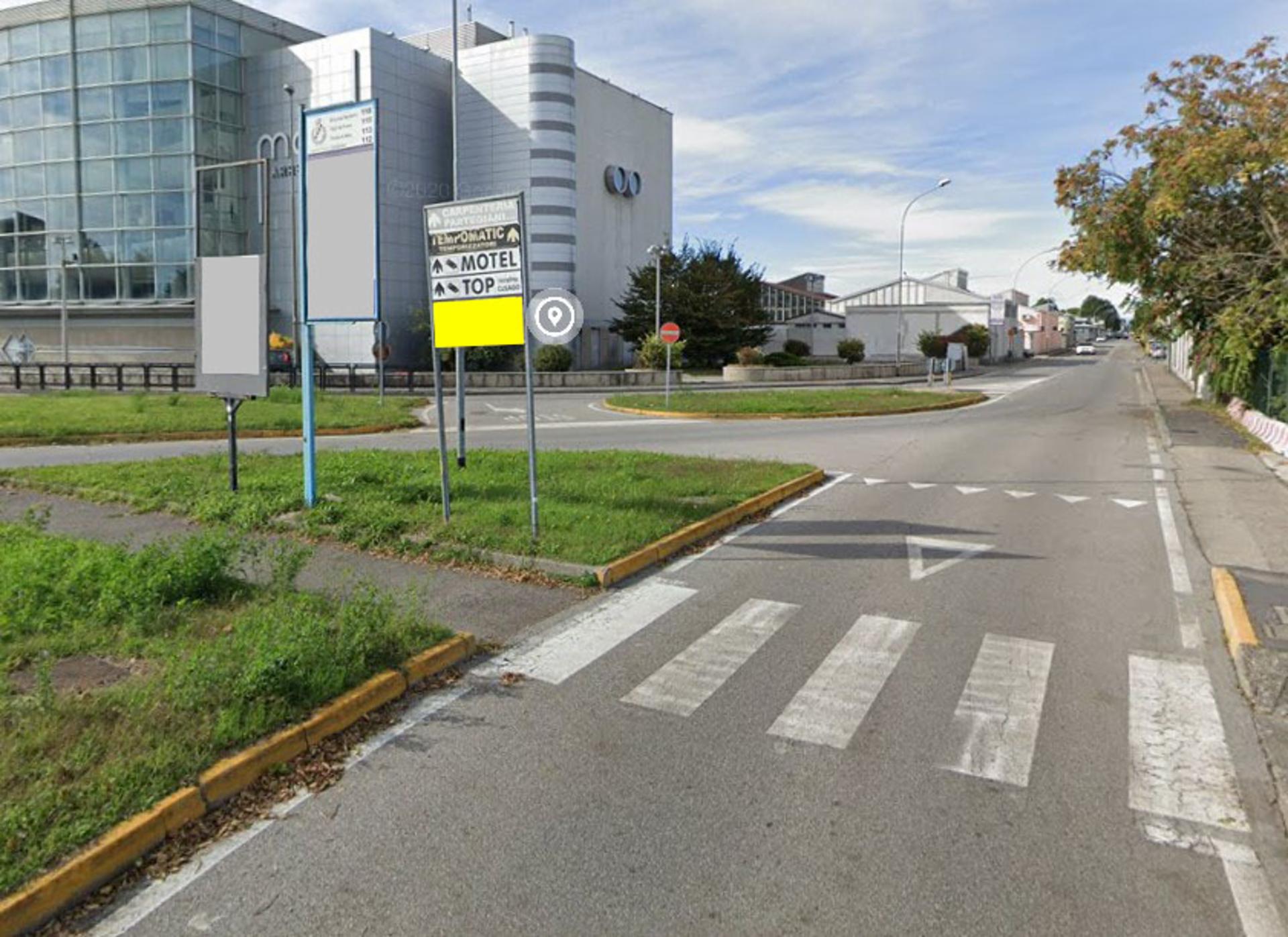Impianto FRECCE / PREINSEGNE a Trezzano sul Naviglio, in zona Brandville
