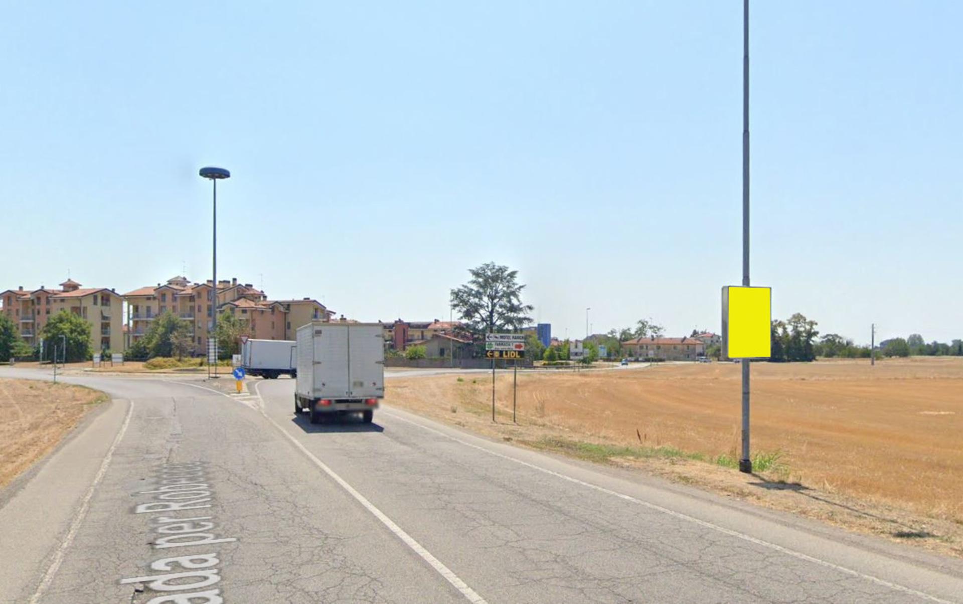 Impianto POLE MEDIA a Abbiategrasso, in zona MD