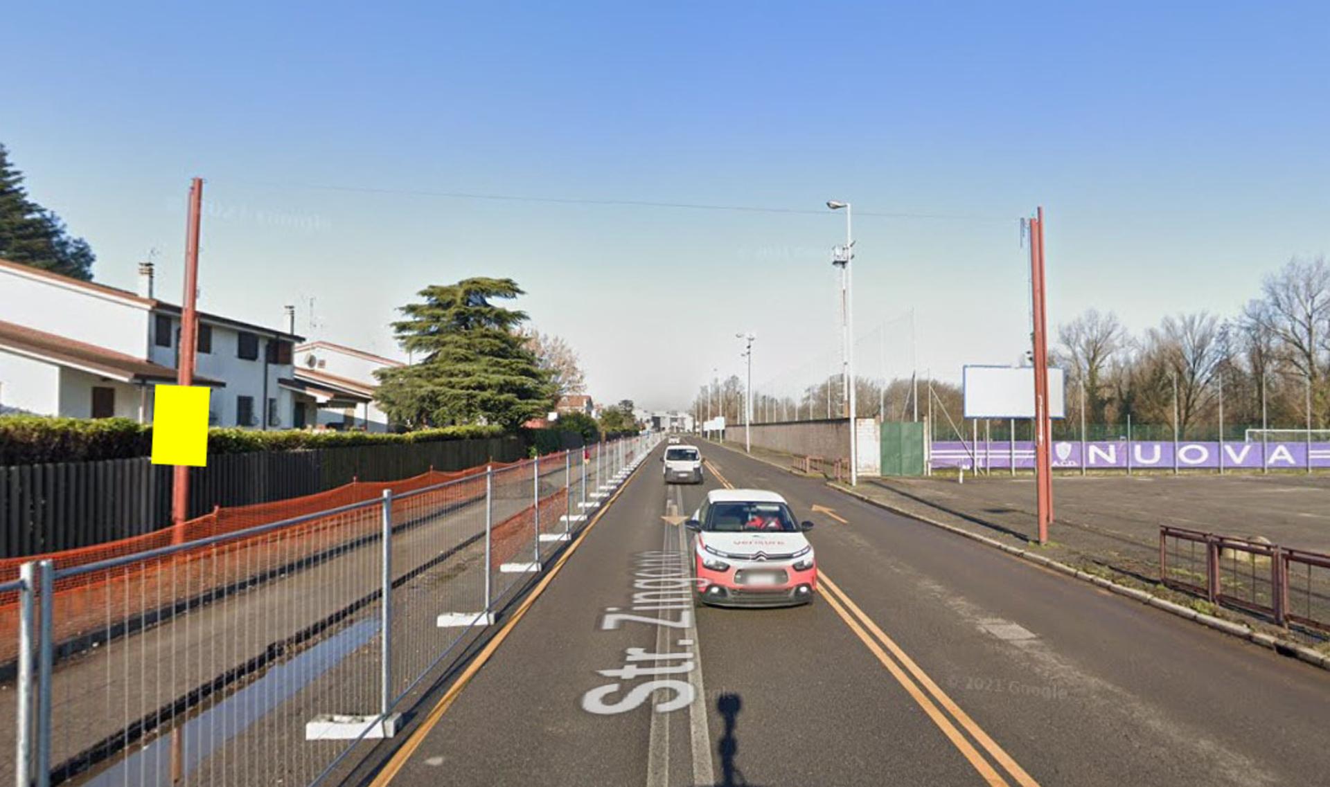 Impianto POLE MEDIA a Trezzano sul Naviglio, in zona Pizza Sprint