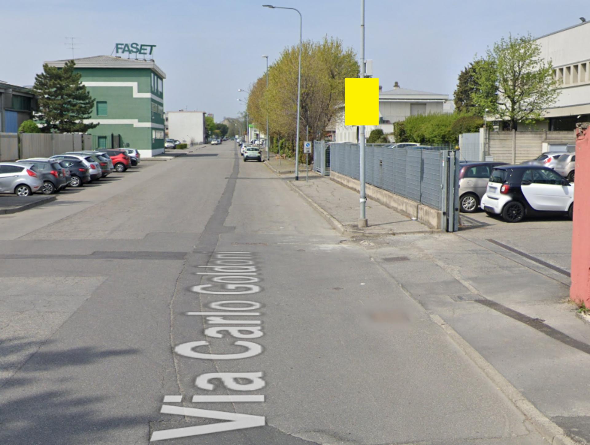 Impianto POLE MEDIA a Trezzano sul Naviglio, in zona Nat&Bio