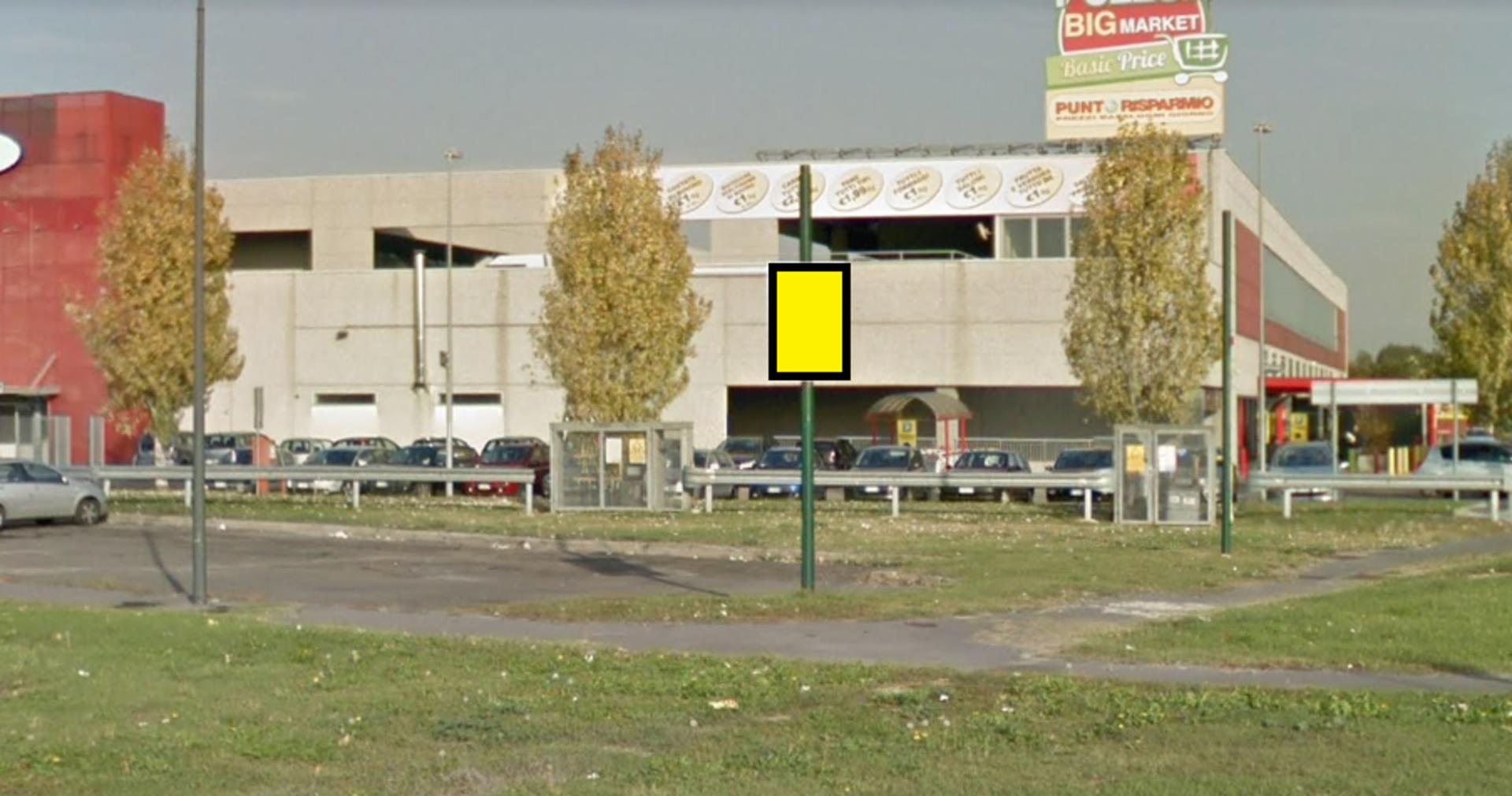 Impianto CARTELLONISTICA a Milano, in zona Pozzoli Big Market