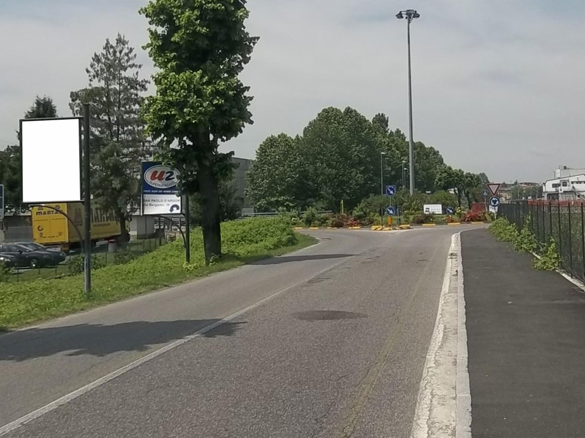 Impianto a VIA Tonale pos. 17 - SS 42 km 29+725 dx  Albano Sant'Alessandro