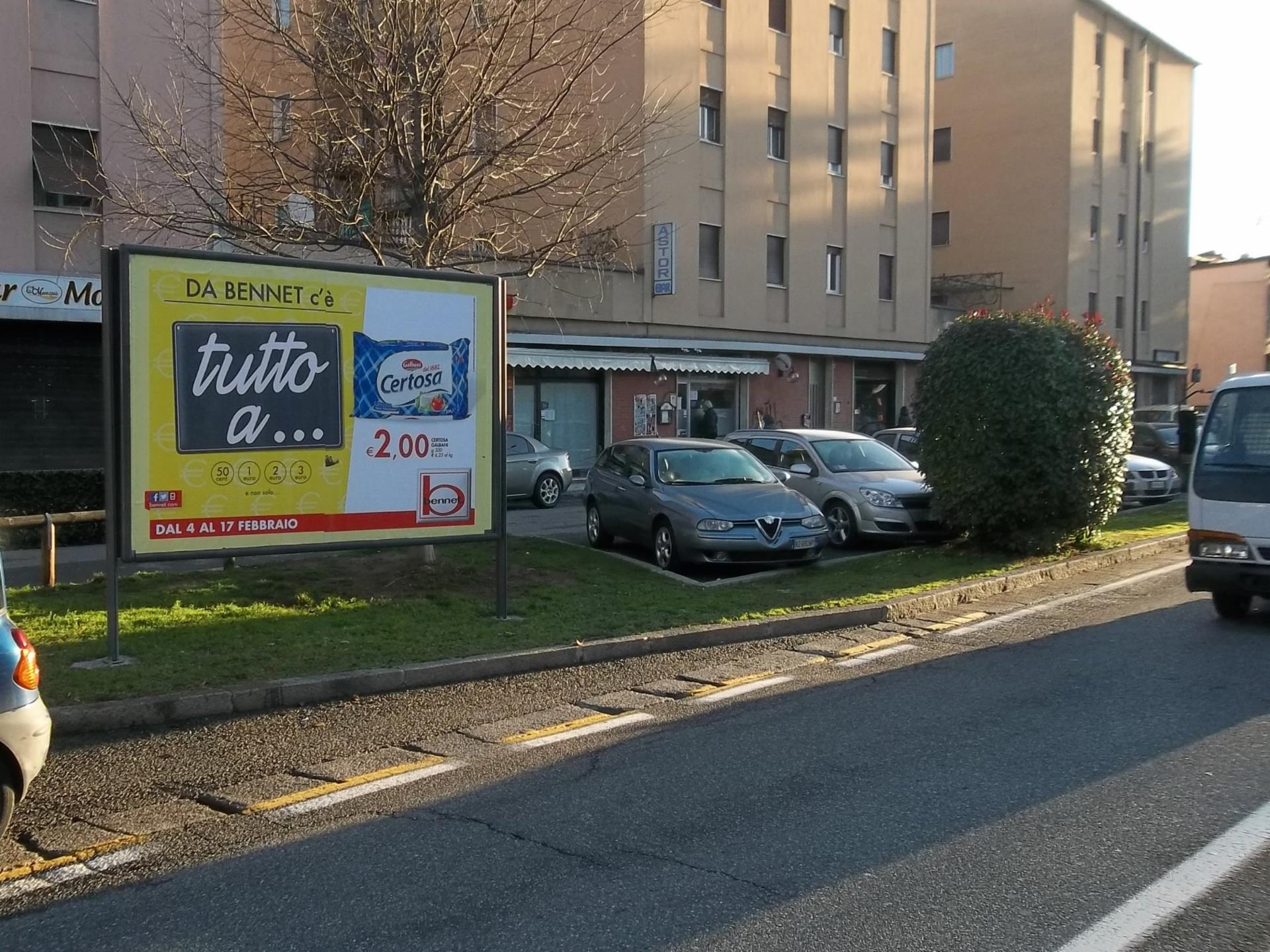 Impianto POSTER a Brescia, in zona Pizzeria Golfo di Napoli