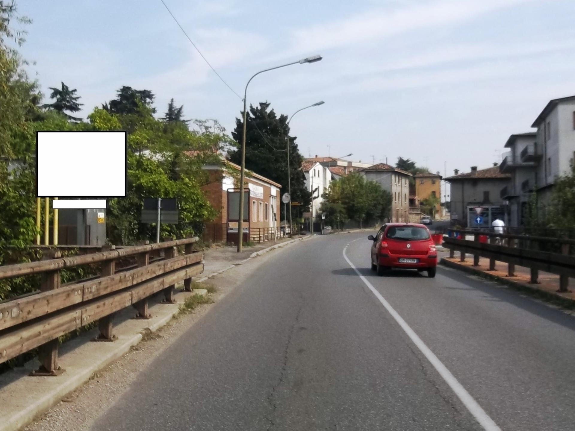 Impianto CARTELLONISTICA a Calcinato, in zona Capokiwi Café